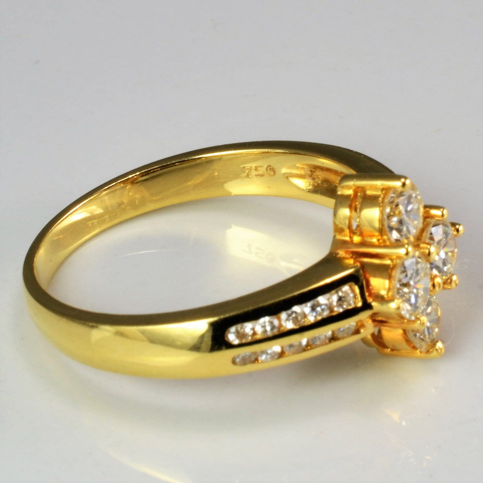 Cluster Diamond Ladies Ring | 0.58 ctw, SZ 5.5 |