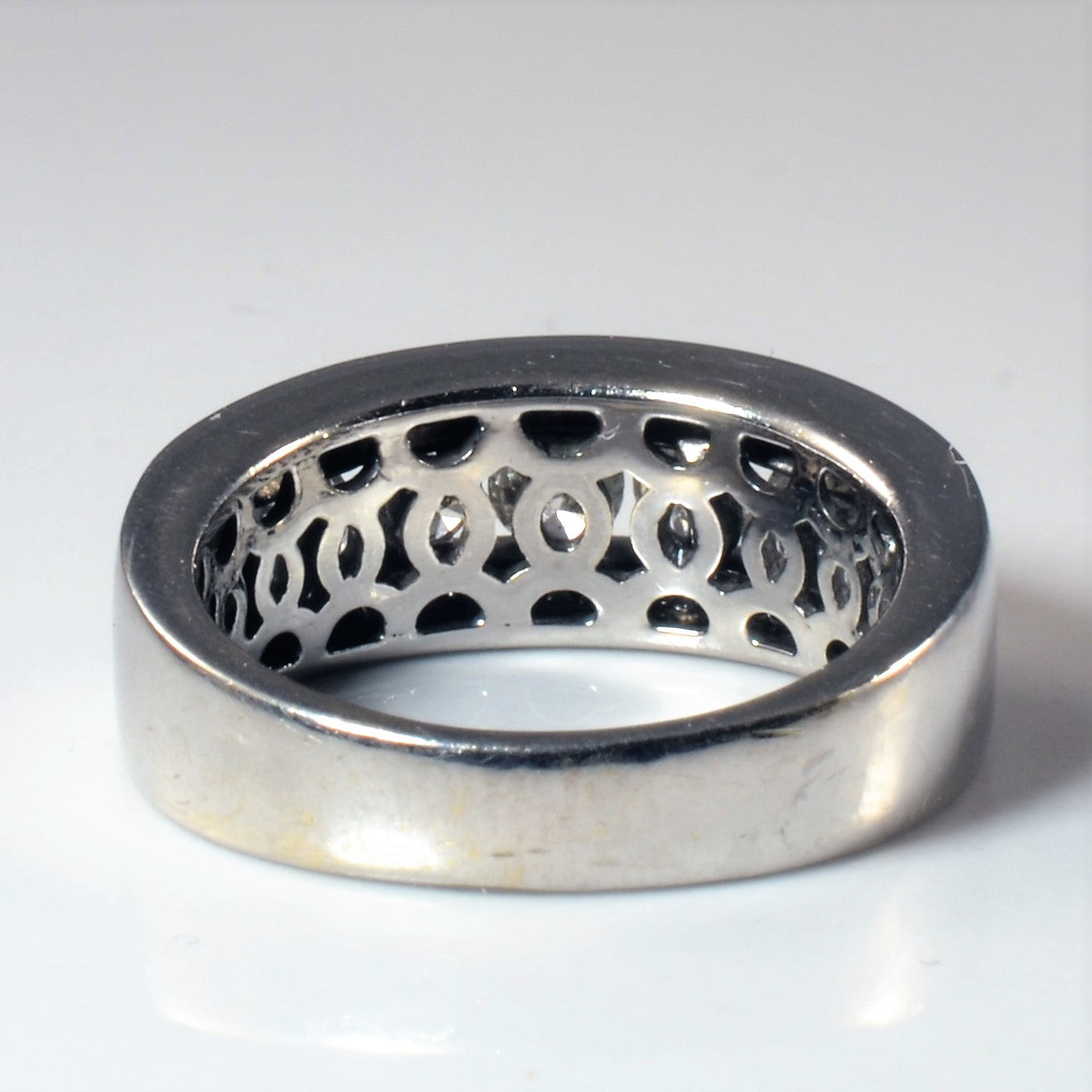 Bague sertie de diamants en canal | 0,92 ct | Taille 5,75 | 
