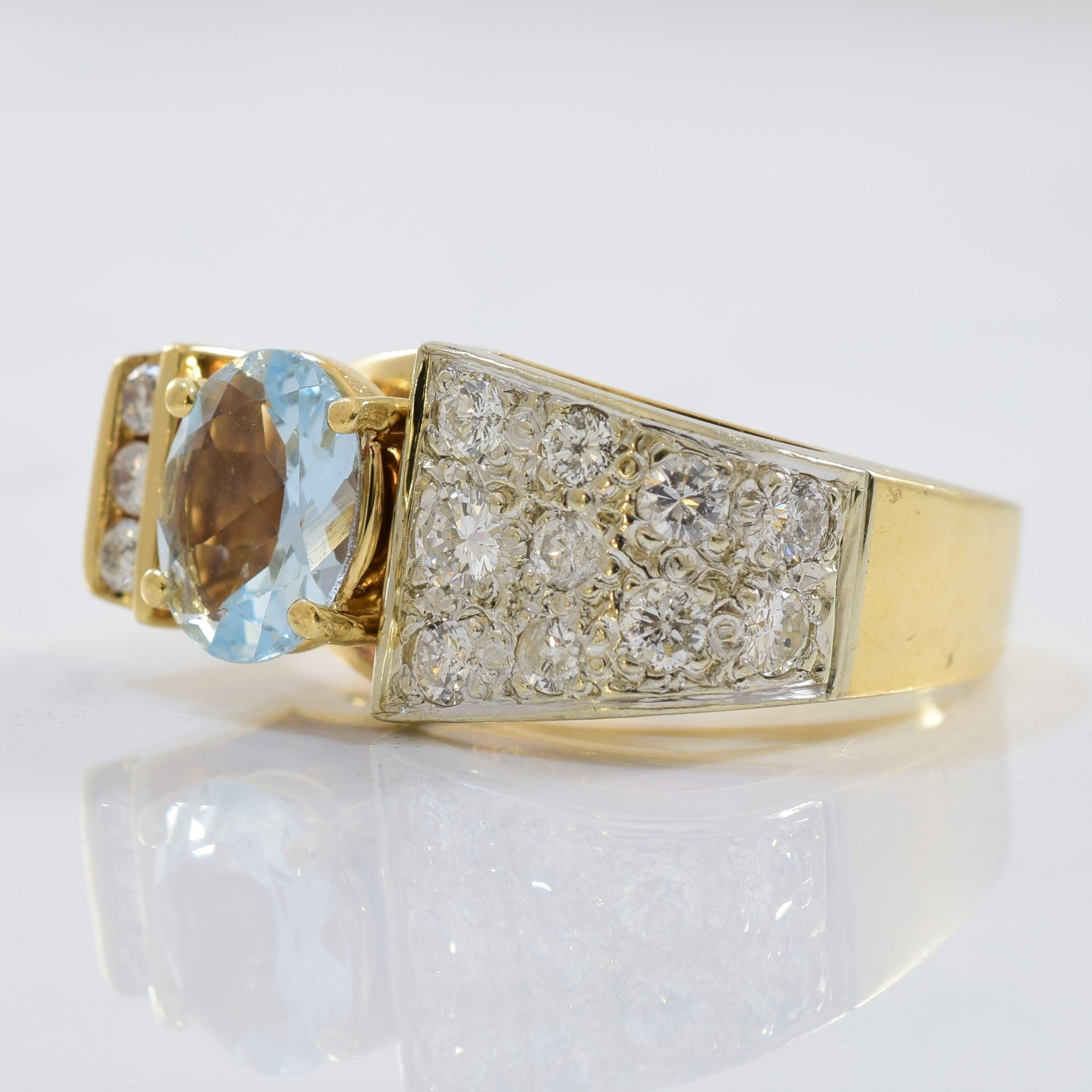 Pave Diamond & Aquamarine Ring | 0.65ctw, 1.35ct | SZ 8.5 |