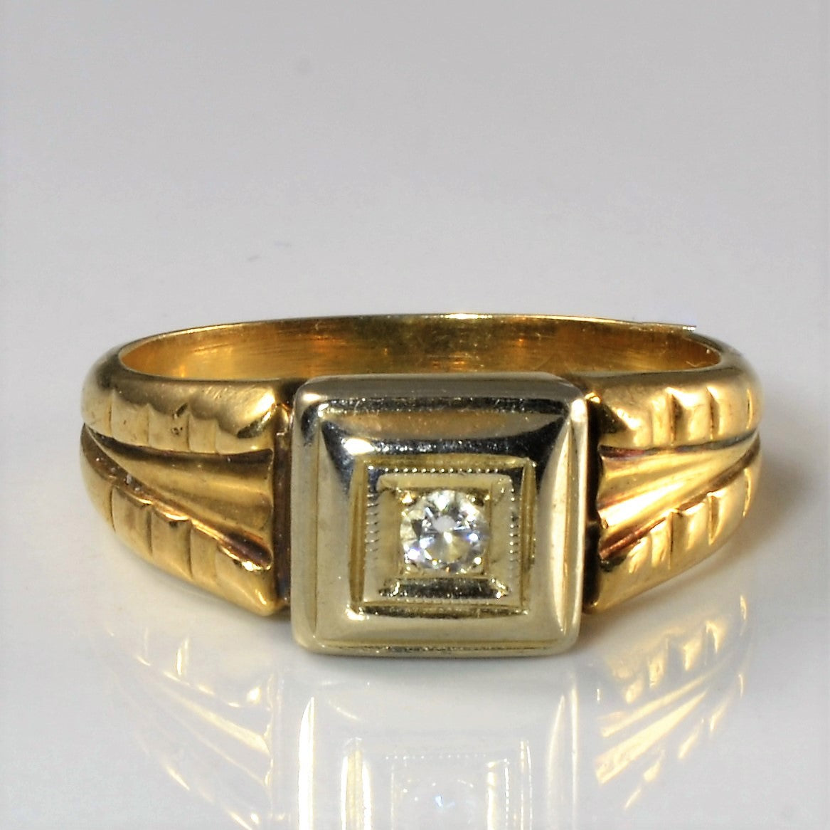 1930s Illusion Set Diamond Ring | 0.04ct | SZ 7 |