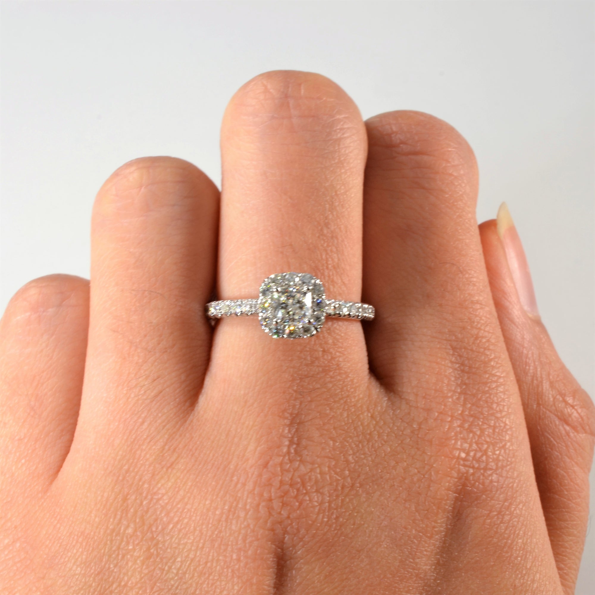 Radiant Halo Diamond Engagement Ring | 0.96ctw | SZ 6.5 |
