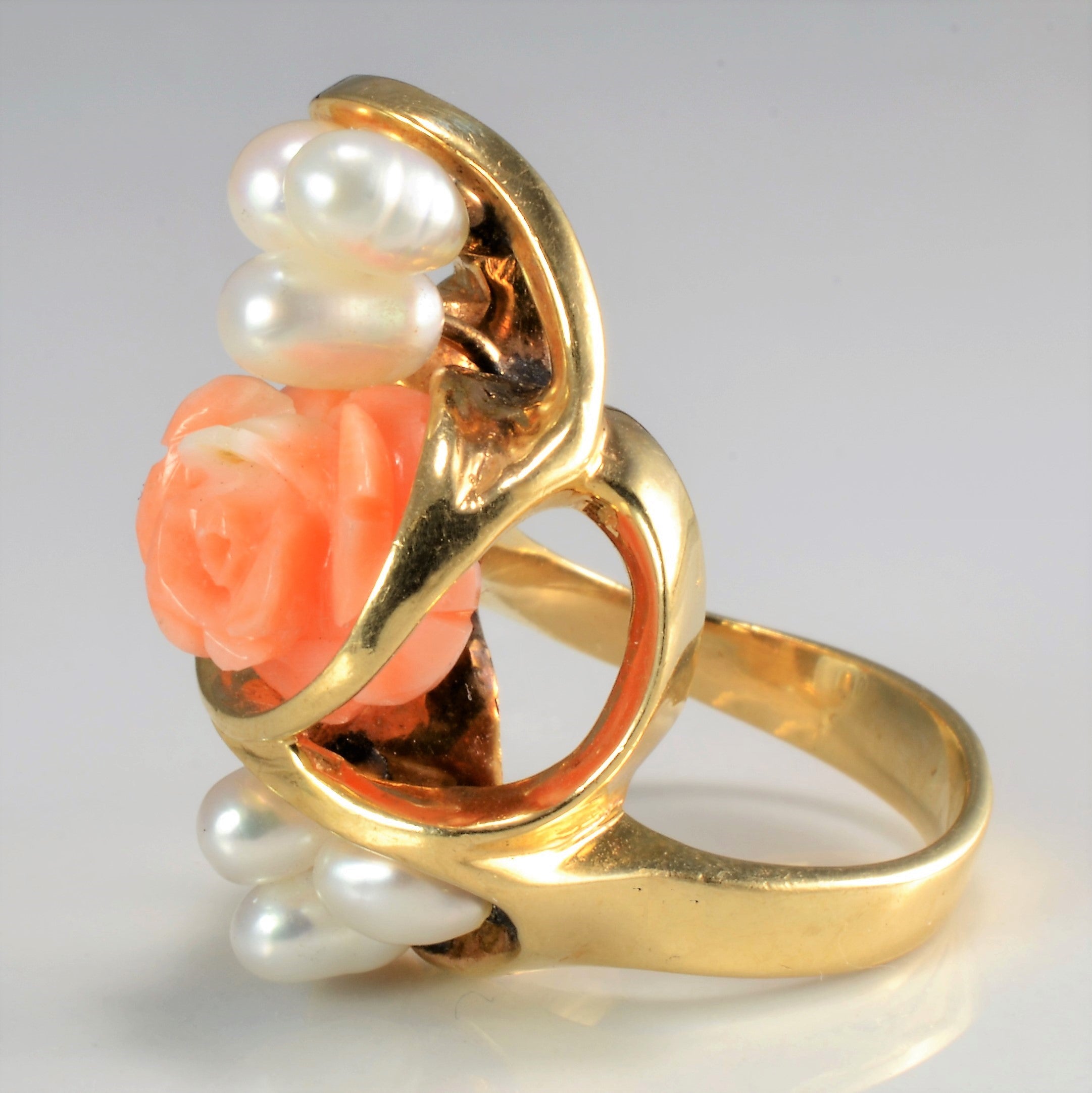 Designer Floral Coral & Multi Pearl Ring | SZ 5 |