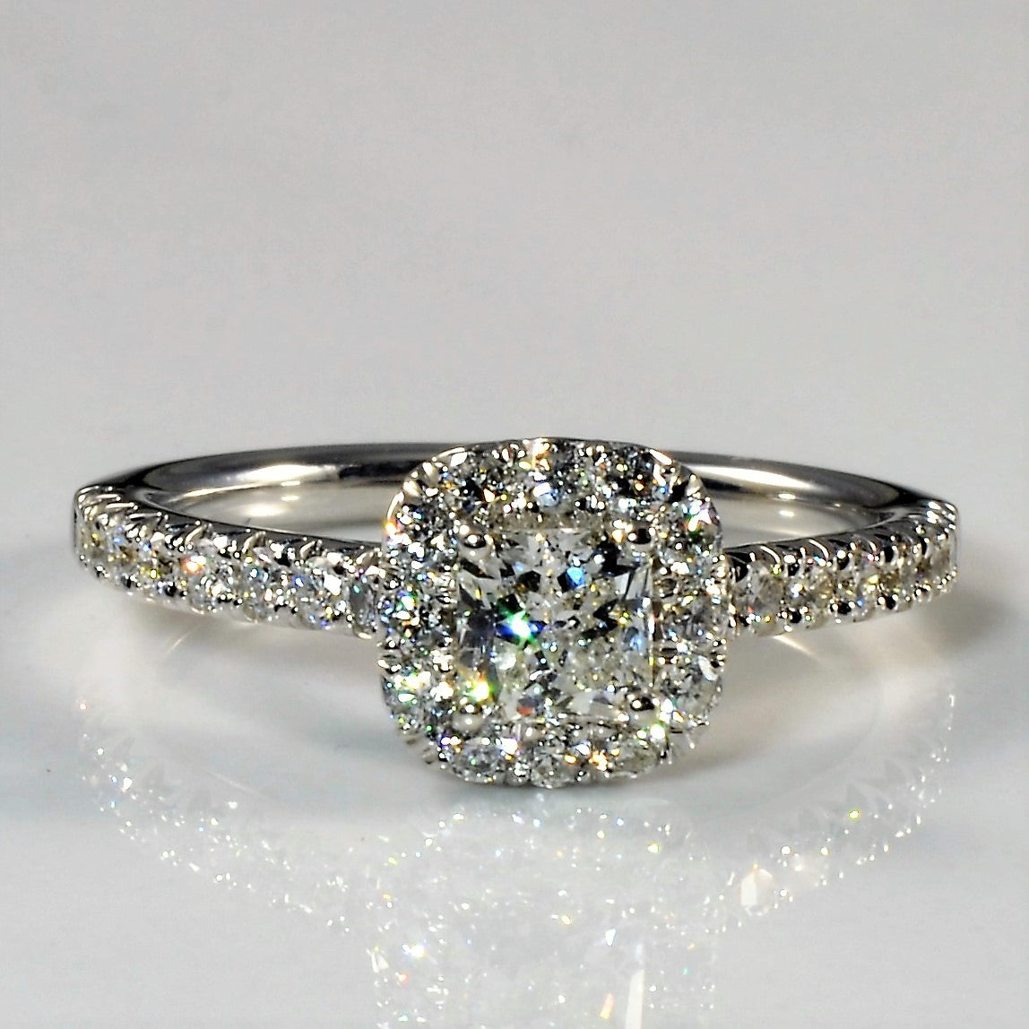 Radiant Halo Diamond Engagement Ring | 0.96ctw | SZ 6.5 |