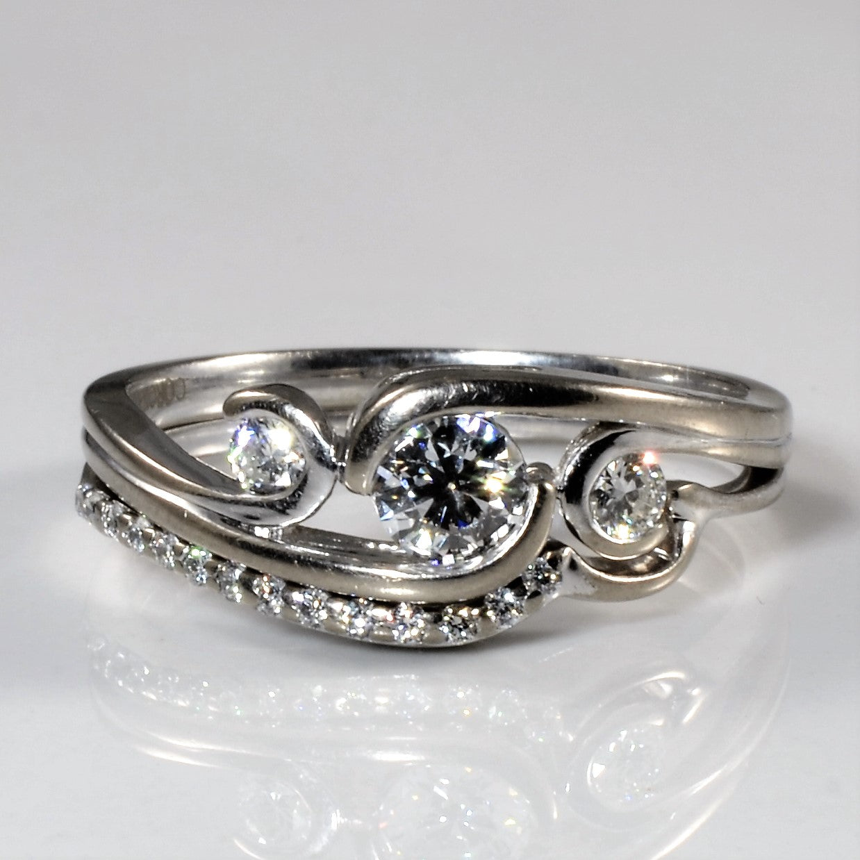 Ensemble de bagues en diamant canadien à trois pierres Bypass | 0,48 ct au total | Taille 7,75 | 