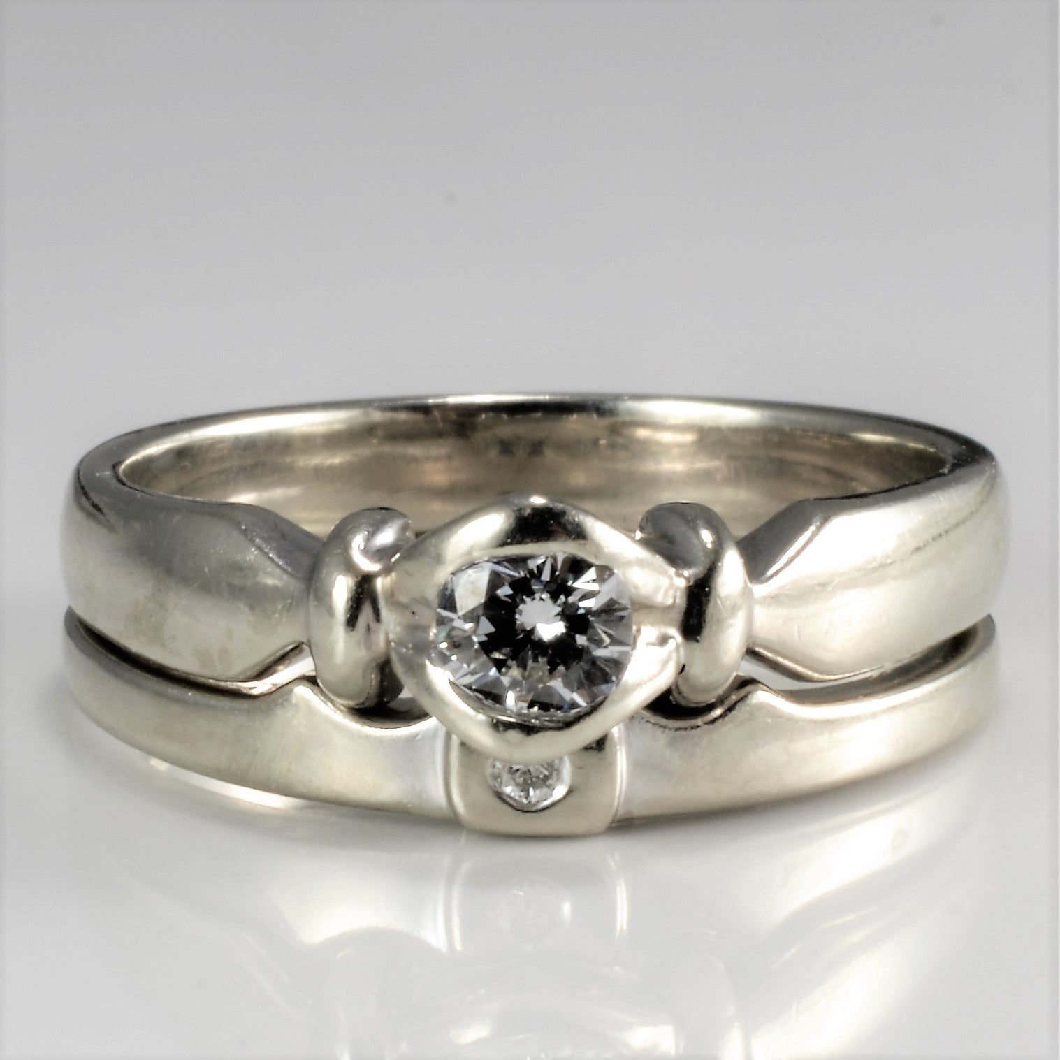 Semi Bezel Diamond Wedding Ring Set | 0.22 ctw, SZ 7.25 |