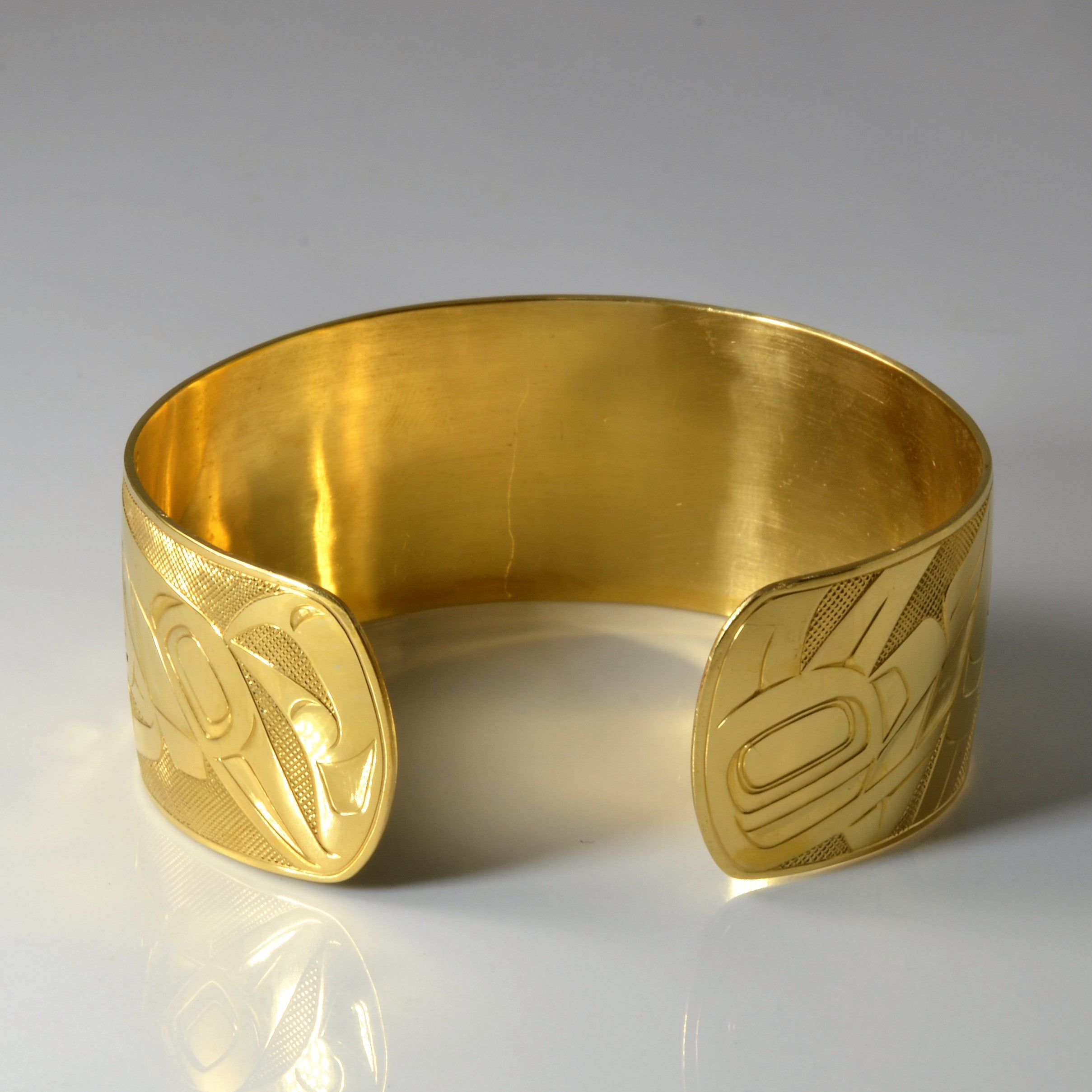 22k Yellow Gold Indigenous Art Cuff | 6" |