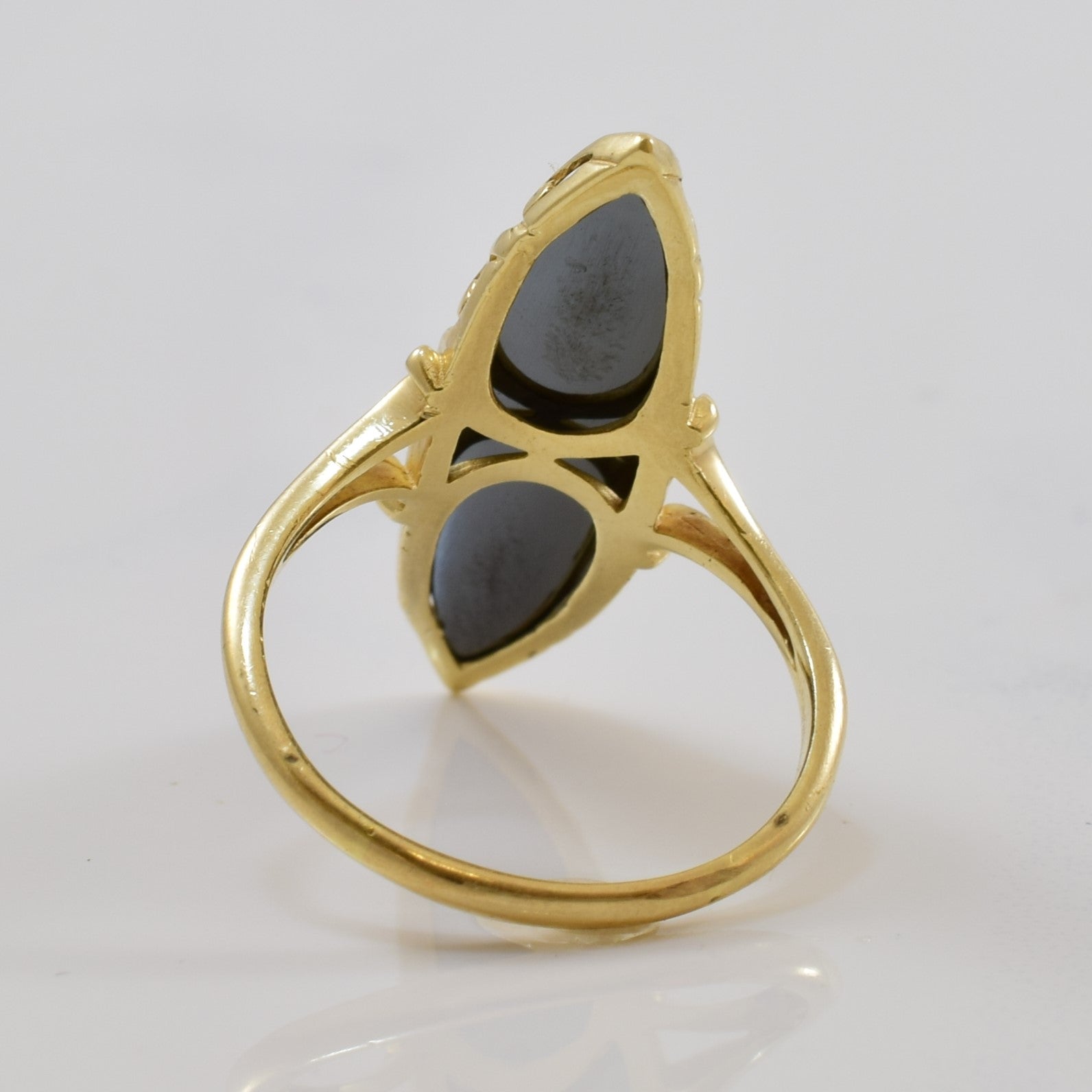 Marquise Hematite Saddle Ring | 9.50ct | SZ 7.5 |