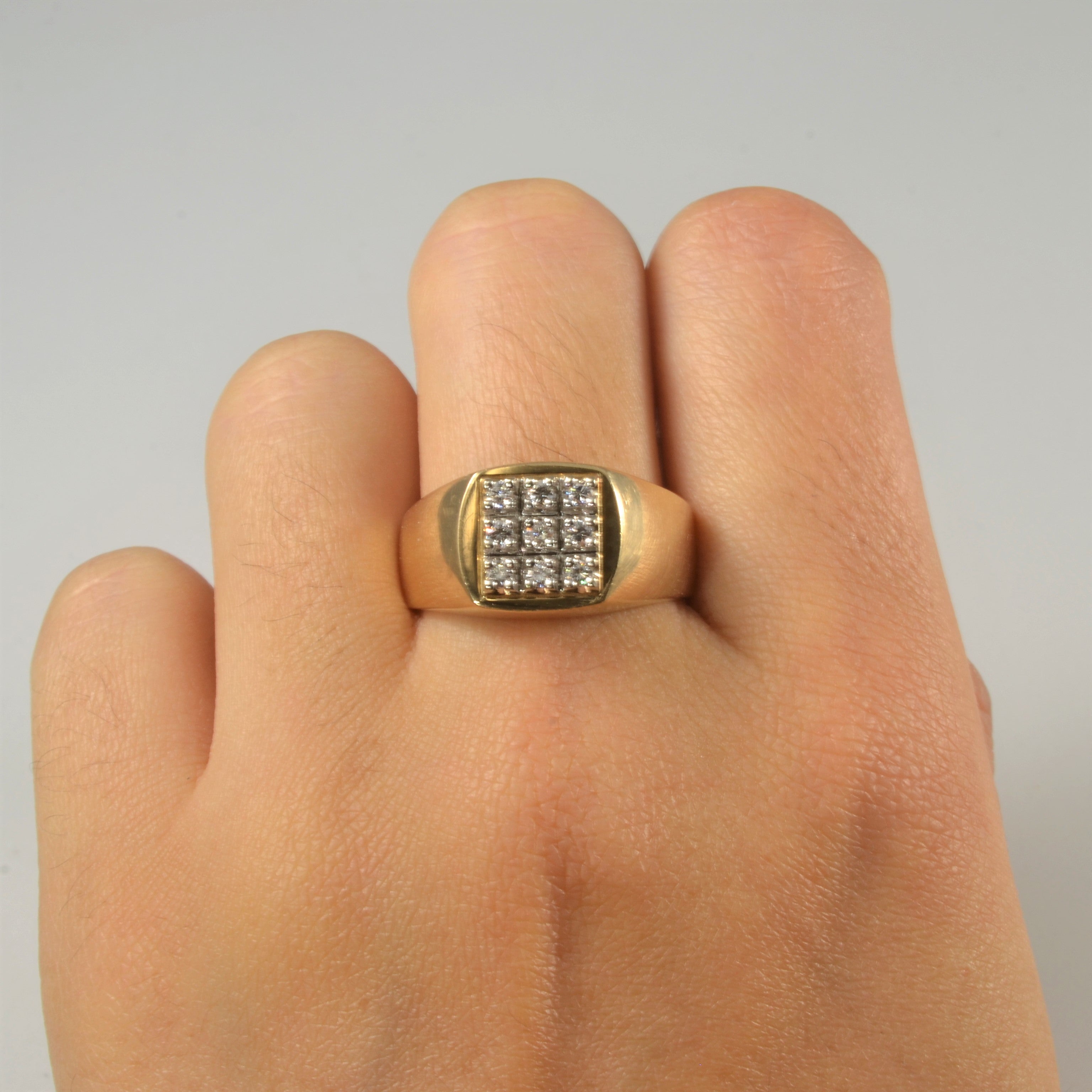 Cluster Set Diamond Ring | 0.23ctw | SZ 11.75 |