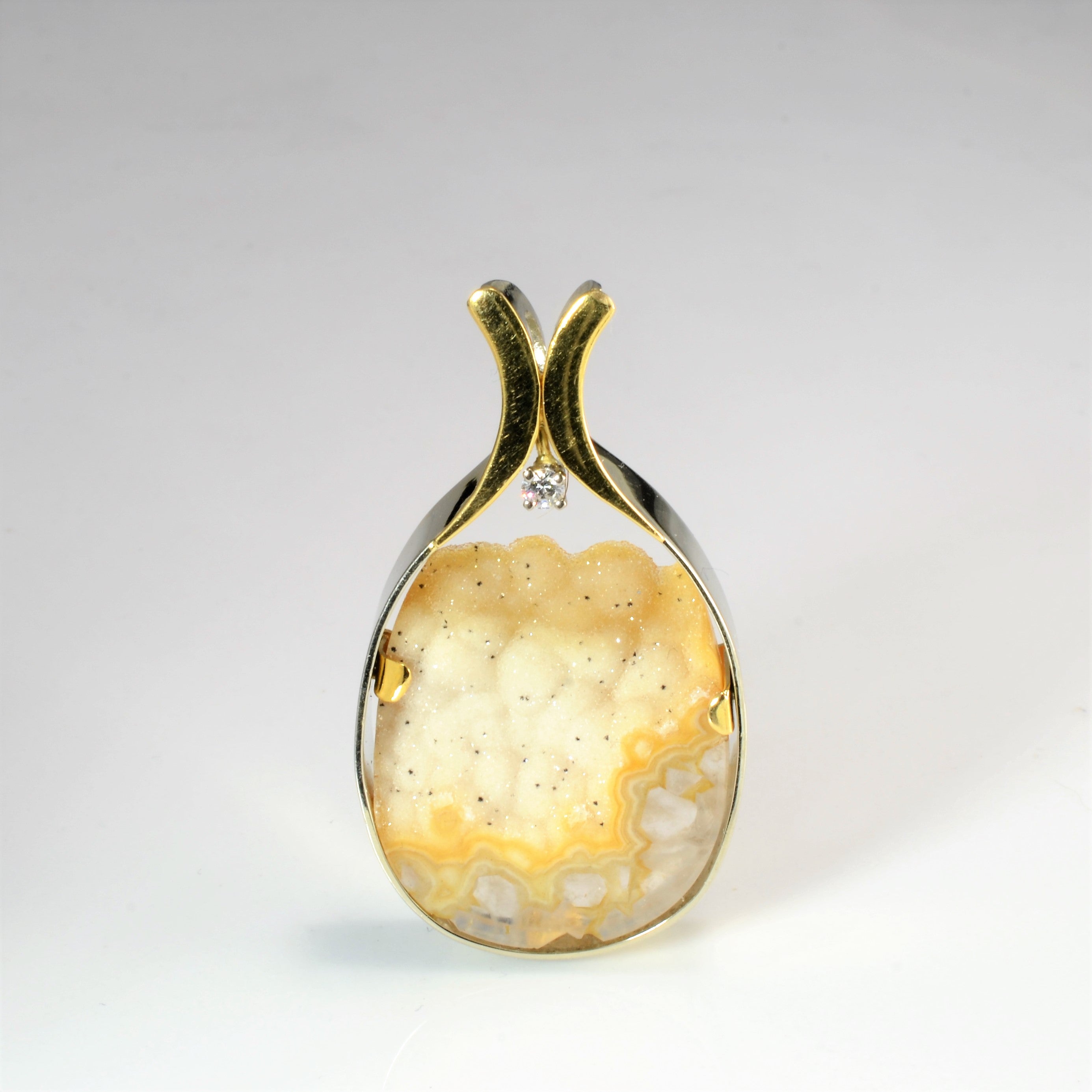 Cavelti' Druzy Quartz & Diamond Pendant | 27x23mm, 0.07ct |