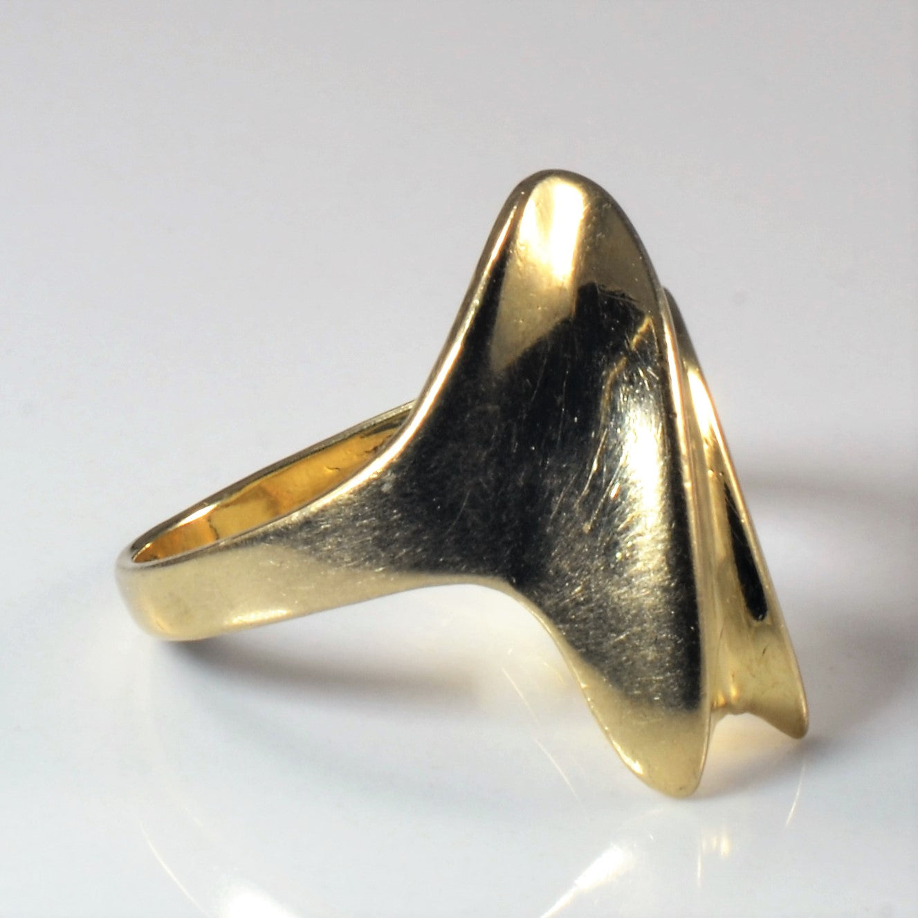 Wide Wave Gold Cocktail Ring | SZ 6 |
