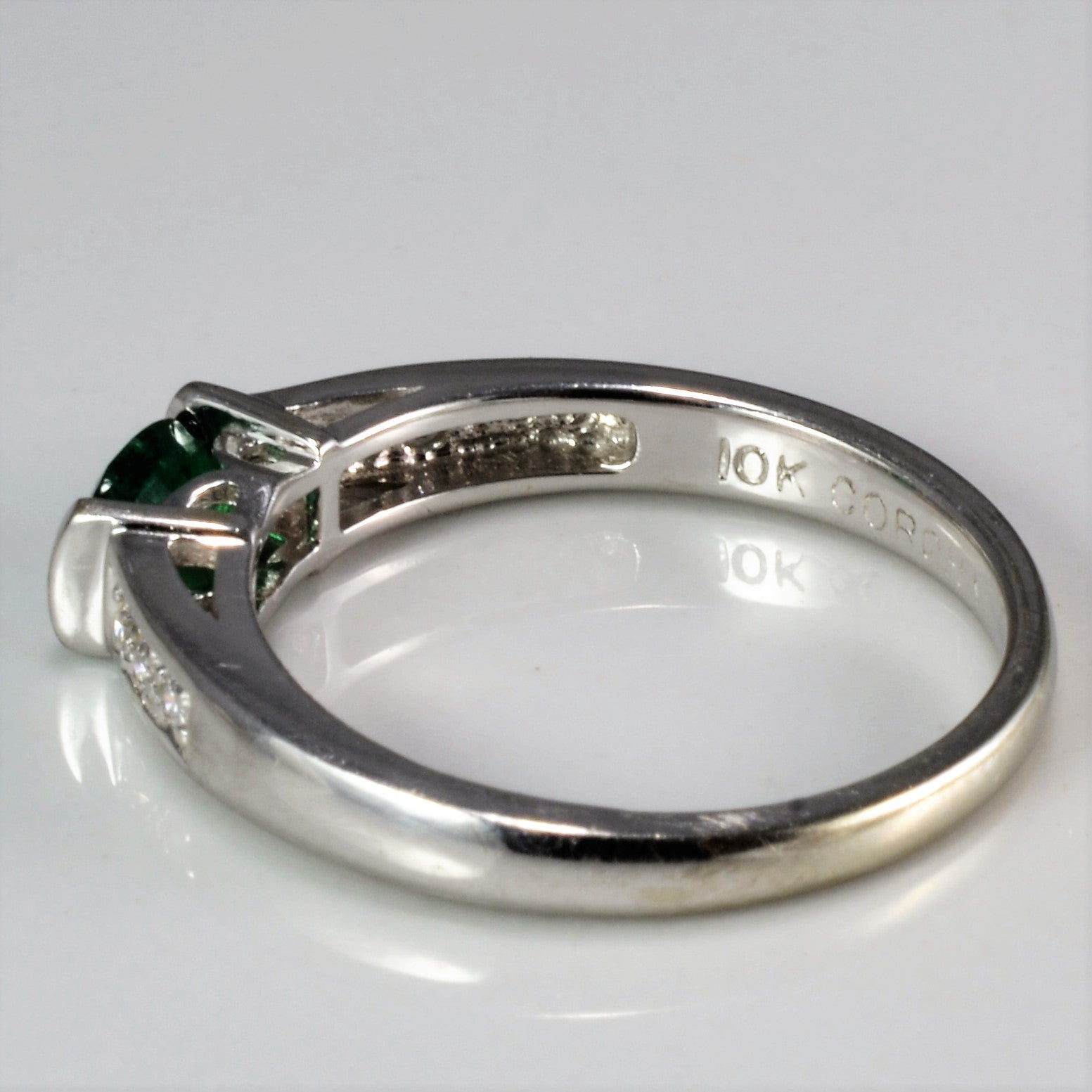 Solitaire Emerald & Diamond Accents Ladies Ring | 0.06 ctw, SZ 6.75 |