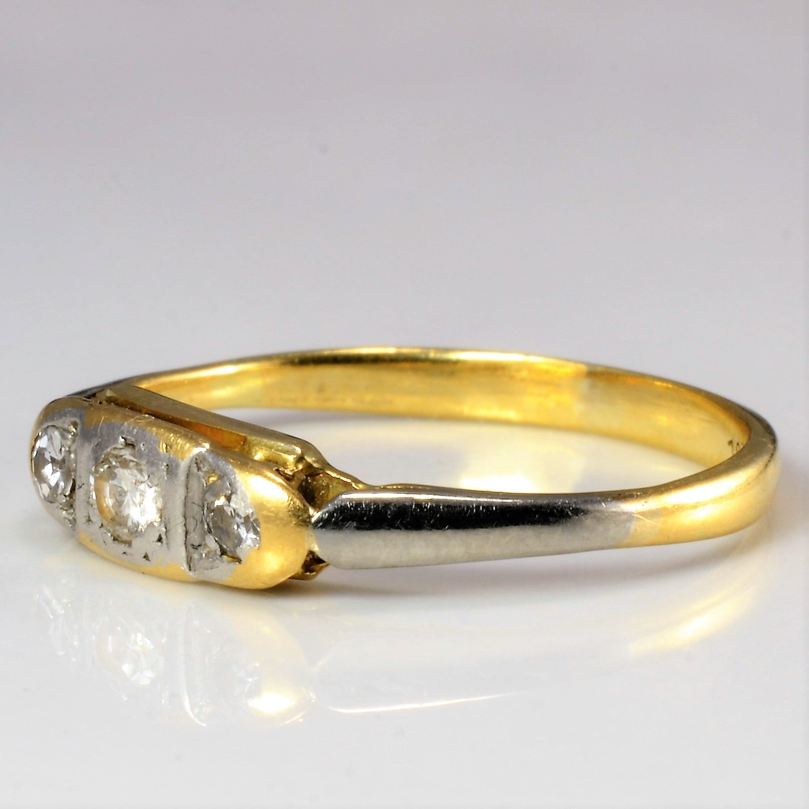 Gypsy Set Diamond Ring | 0.10 ctw, SZ 5.25 |