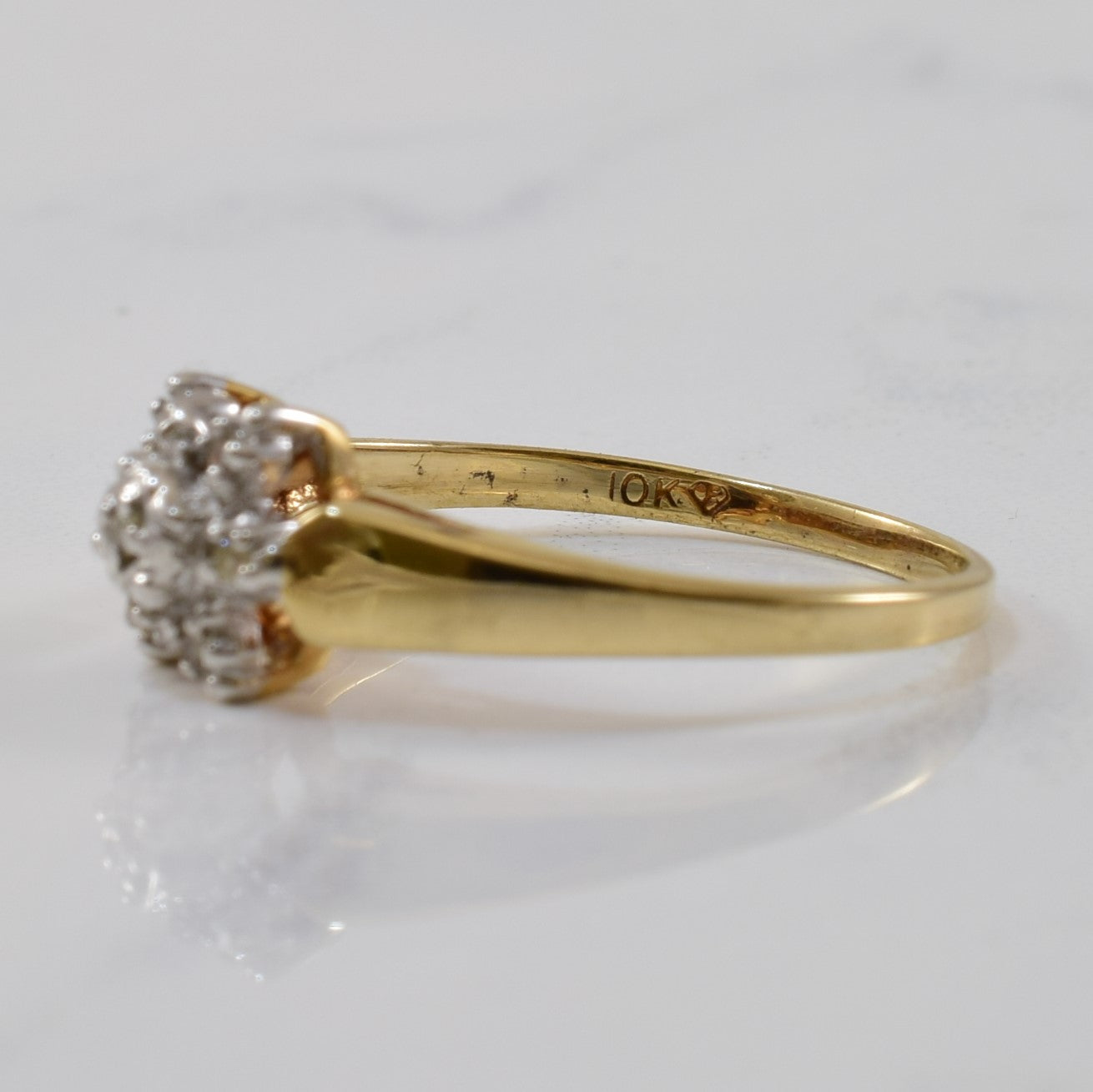 Floral Cluster Diamond Ring | 0.06ctw | SZ 6.75 |