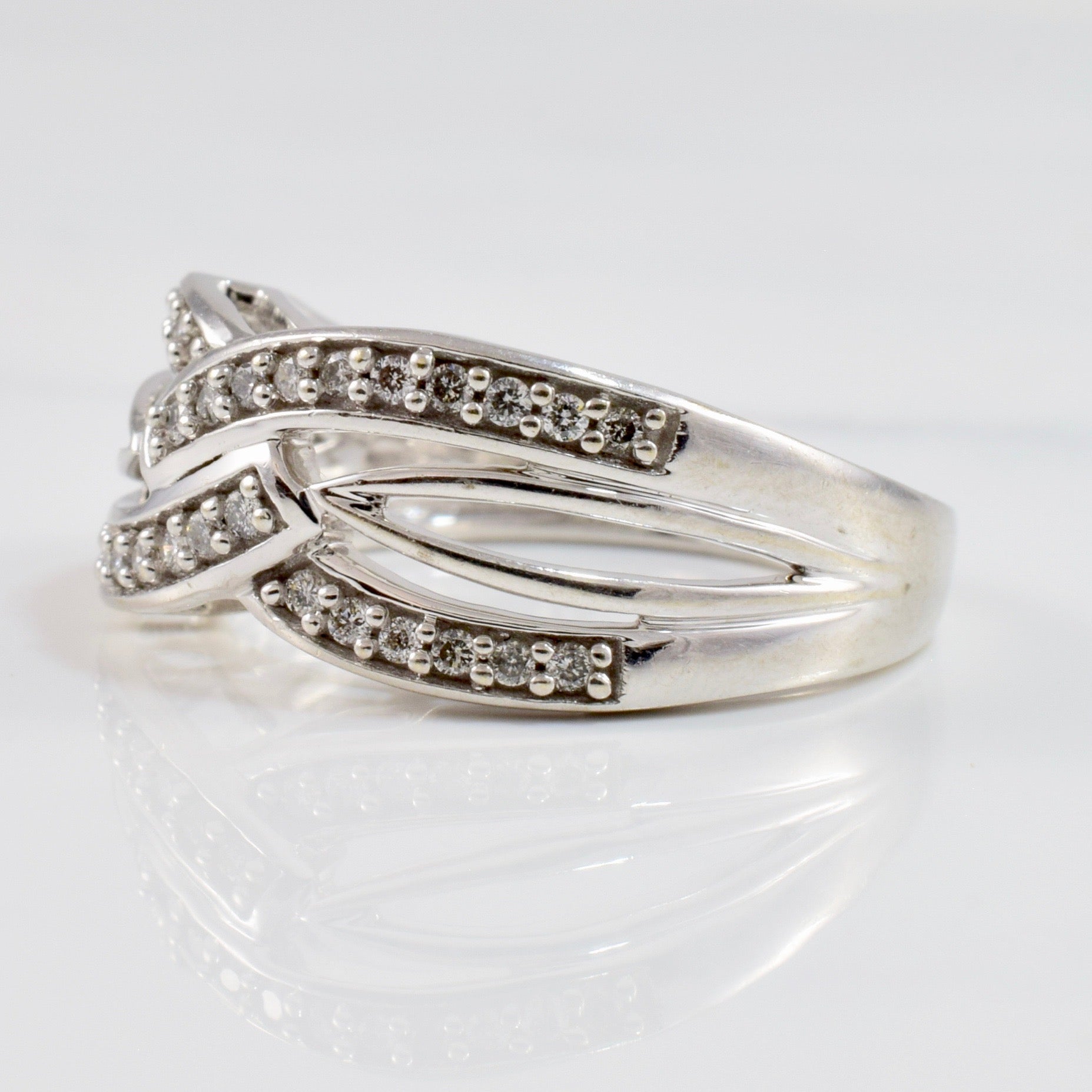 Diamond Infinity Ring | 0.16 ctw SZ 7 |