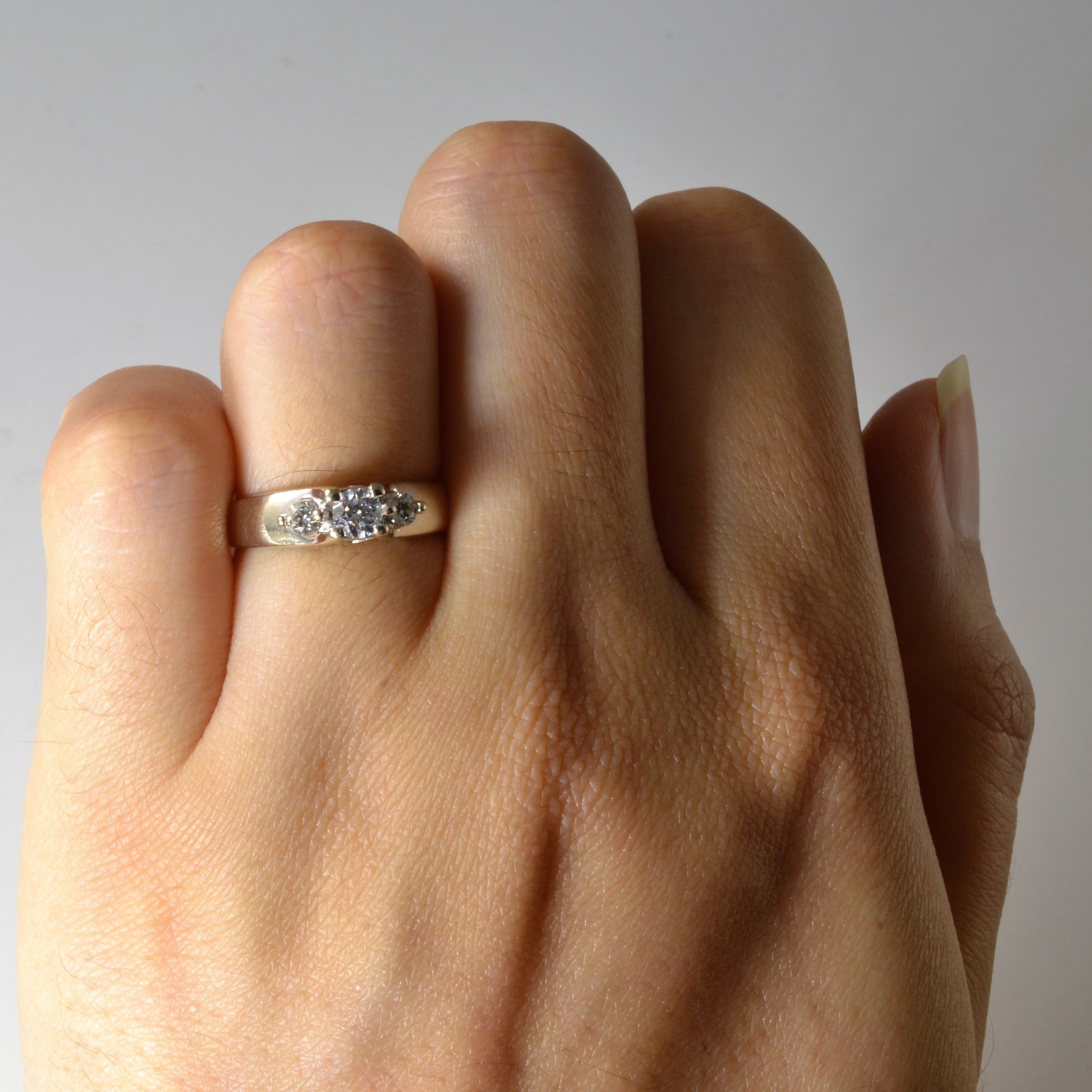 Three Stone Diamond Ring | 0.31ctw | SZ 5 |