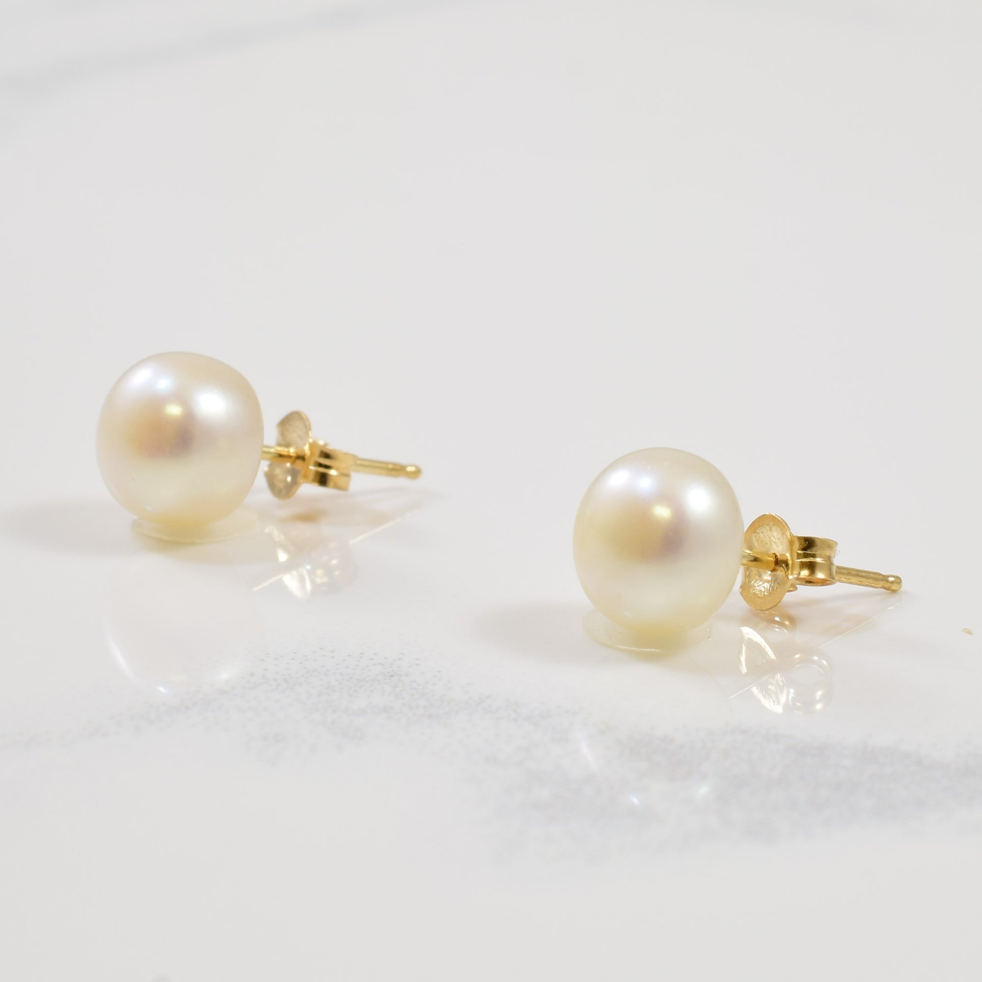 Button Pearl Stud Earrings | 4.00ct |