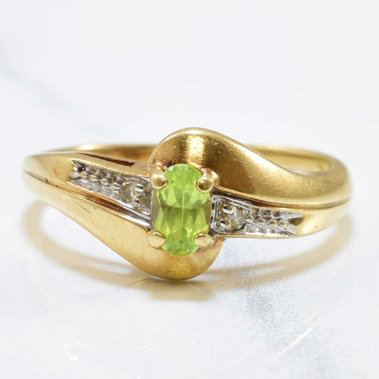 Peridot & Diamond Bypass Ring | 0.50ct, 0.02ctw | SZ 6 |