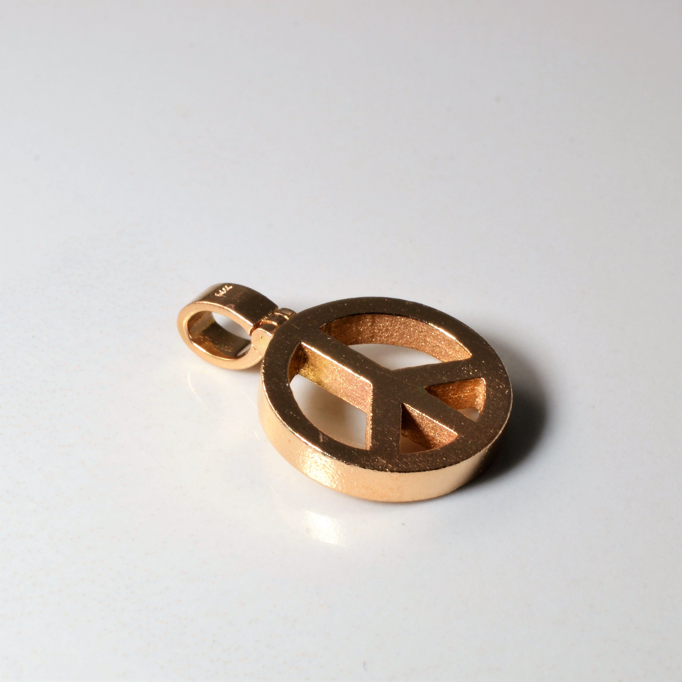 Rose Gold Peace Symbol Pendant |