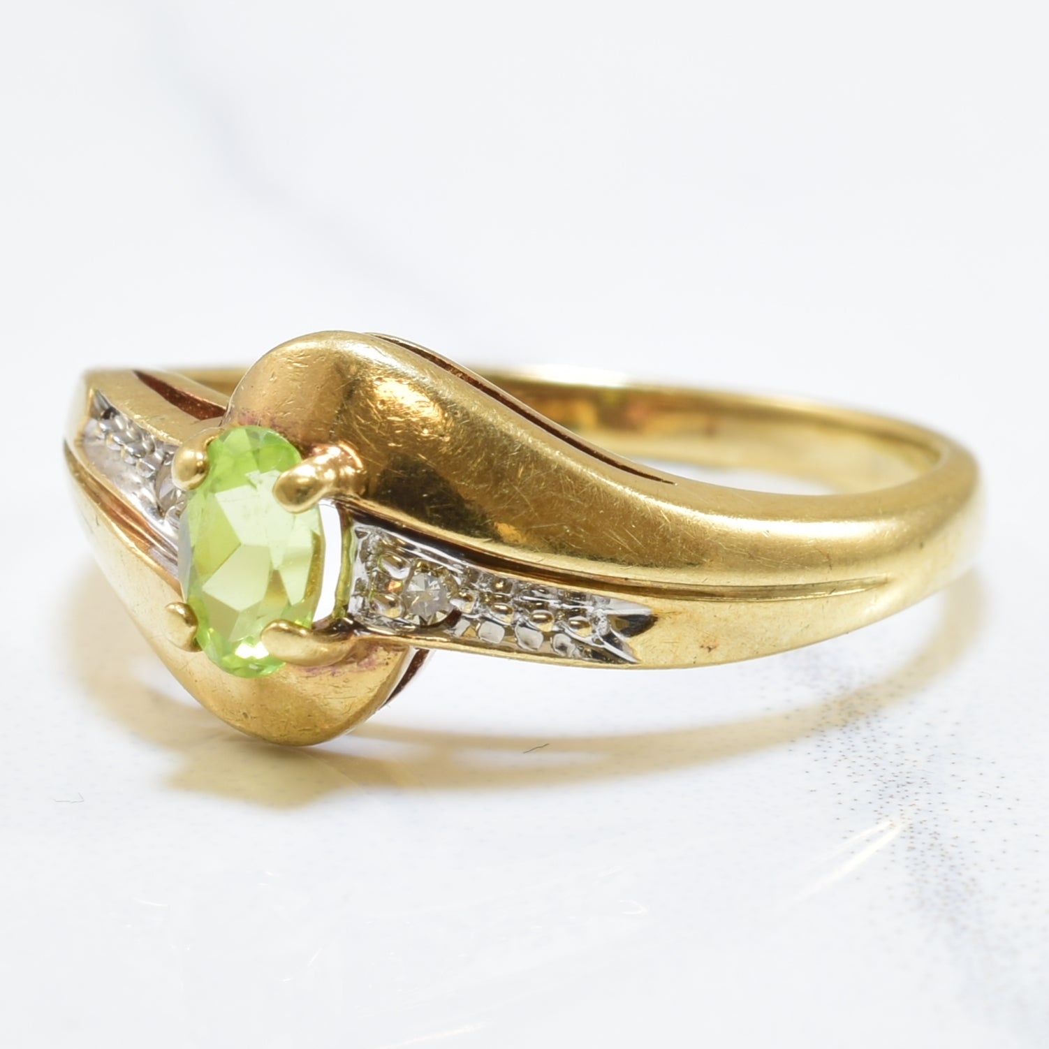 Peridot & Diamond Bypass Ring | 0.50ct, 0.02ctw | SZ 6 |