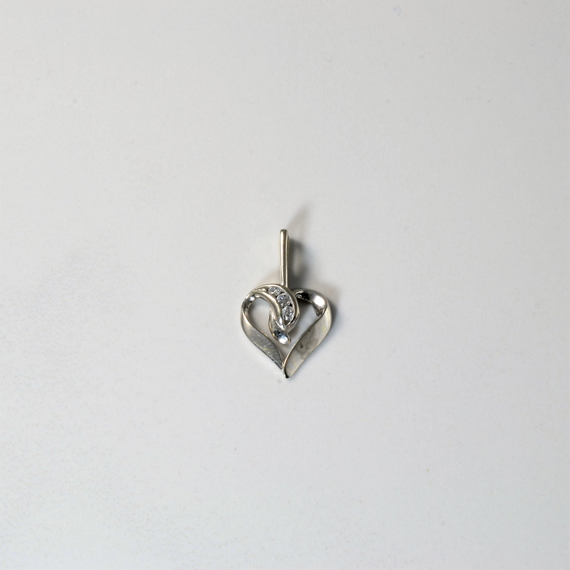 Diamond Heart Pendant | 0.075ctw |