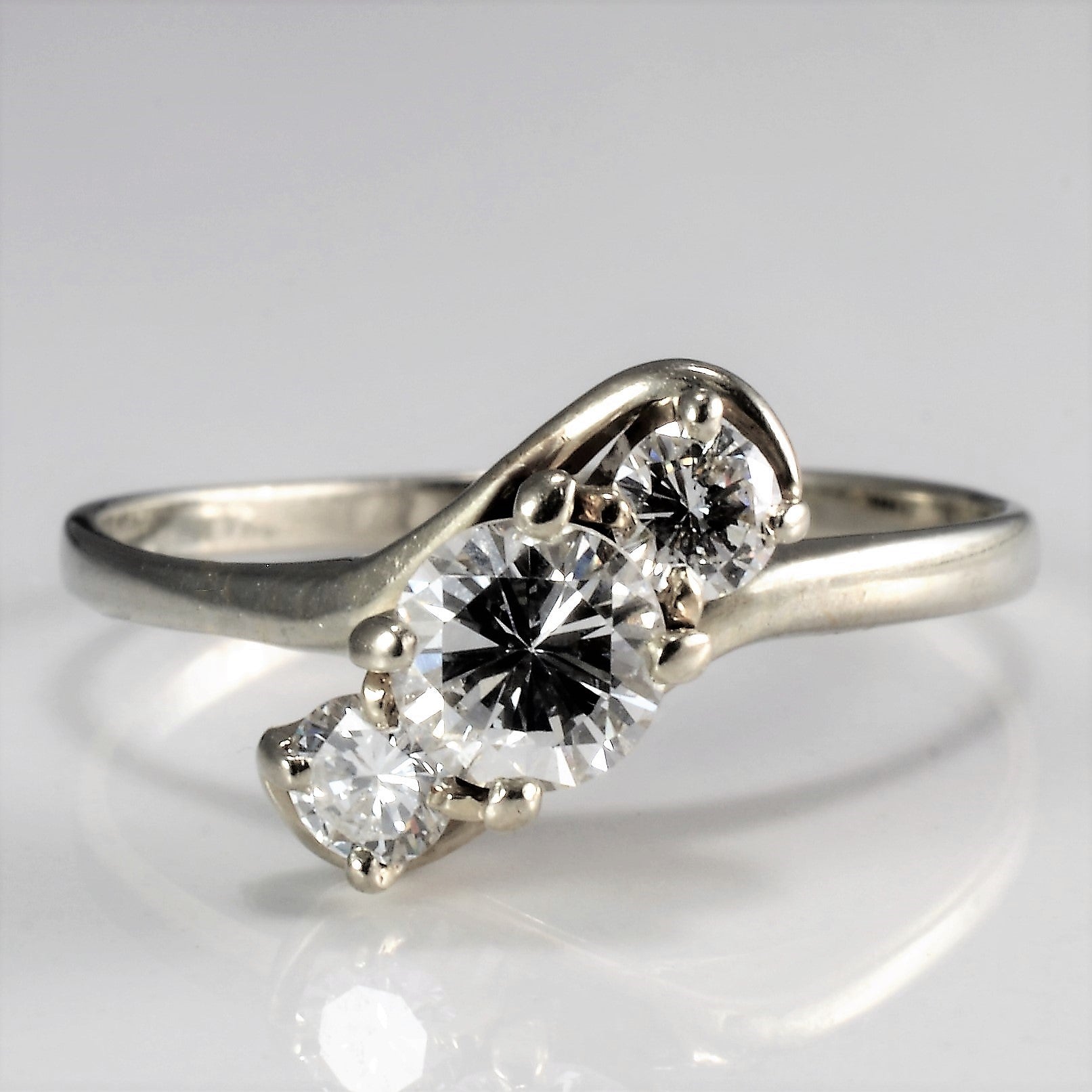 Three Stone Diamond Ladies Ring | 0.59 ctw, SZ 7 |