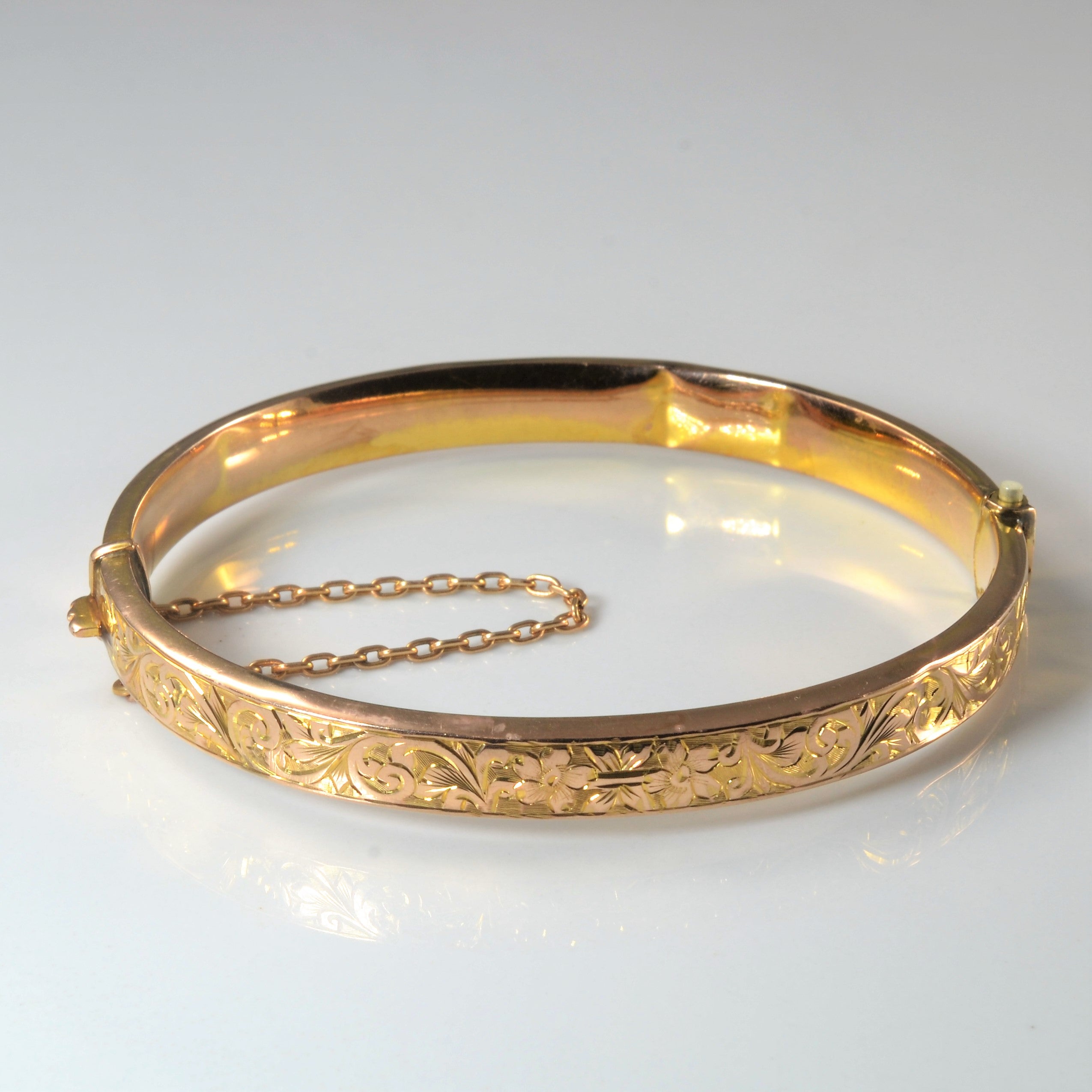 Early 1900s Floral Detailed Bangle Bracelet | 7.5" |