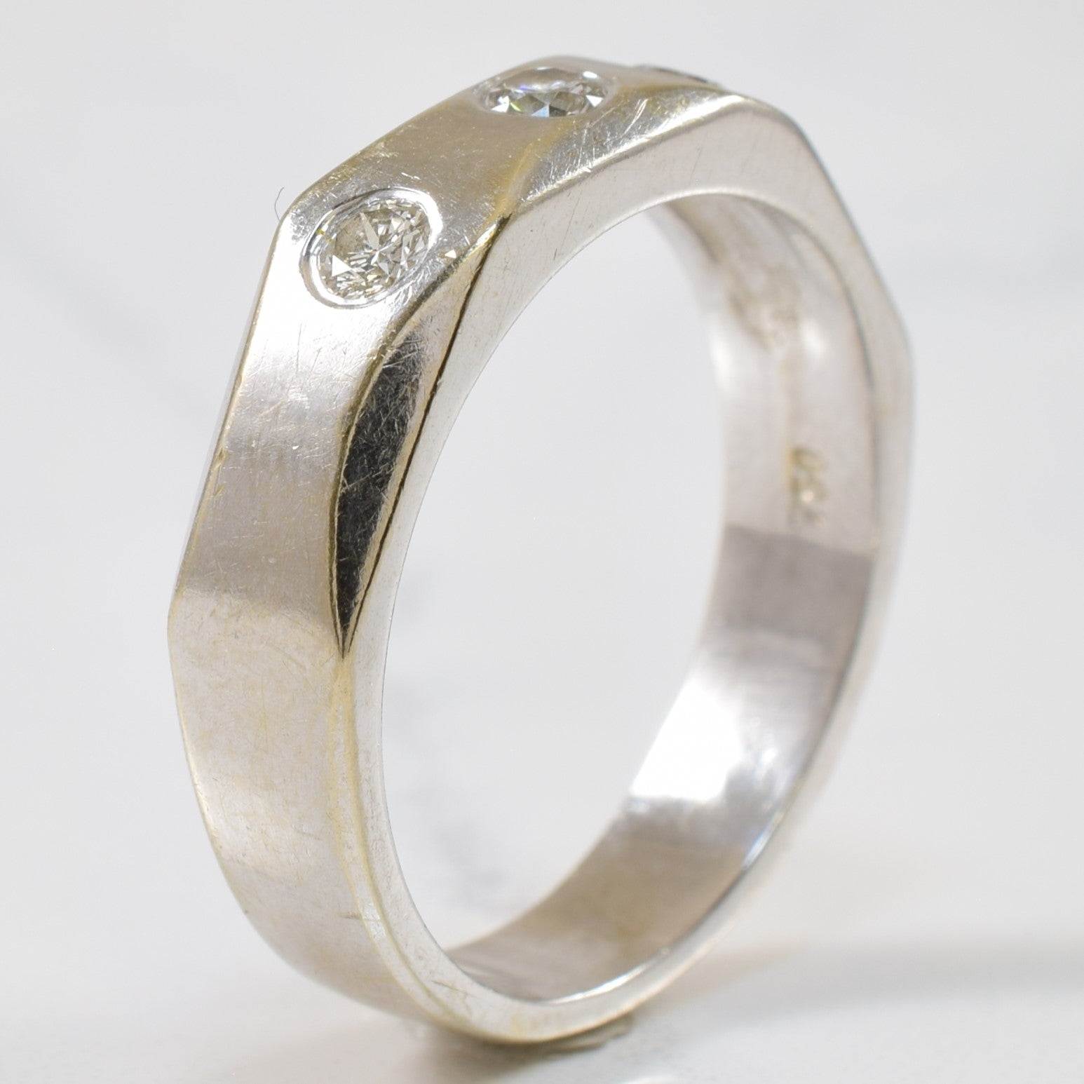 Bezel Set Diamond Flat Edge Band | 0.30ctw | SZ 10 |
