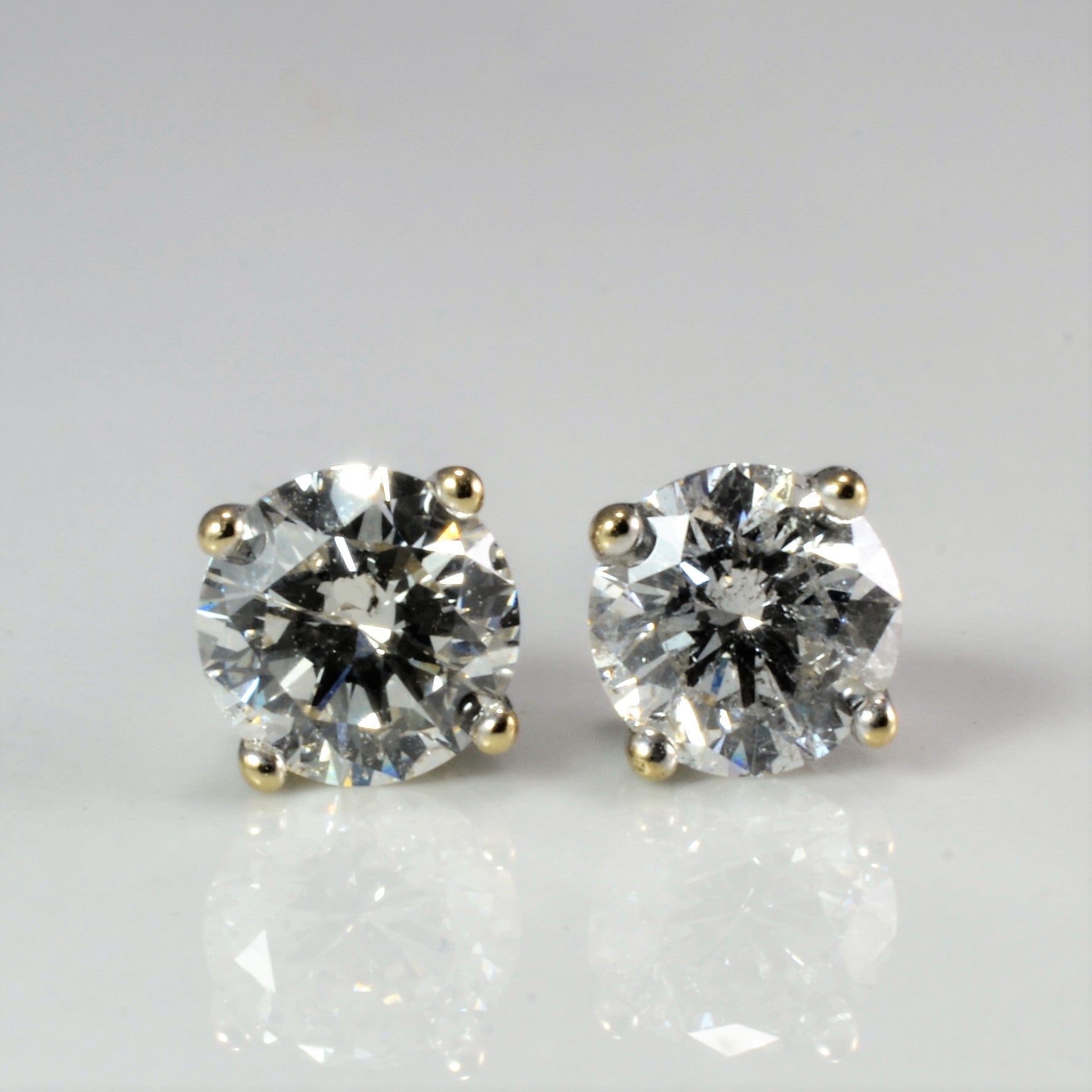 Solitaire Diamond Stud Earrings | 1.02 ctw |