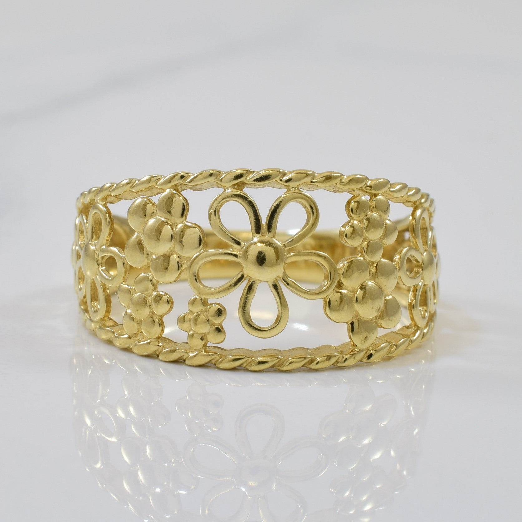 Tapered Open Work Floral Ring | SZ 7.5 |