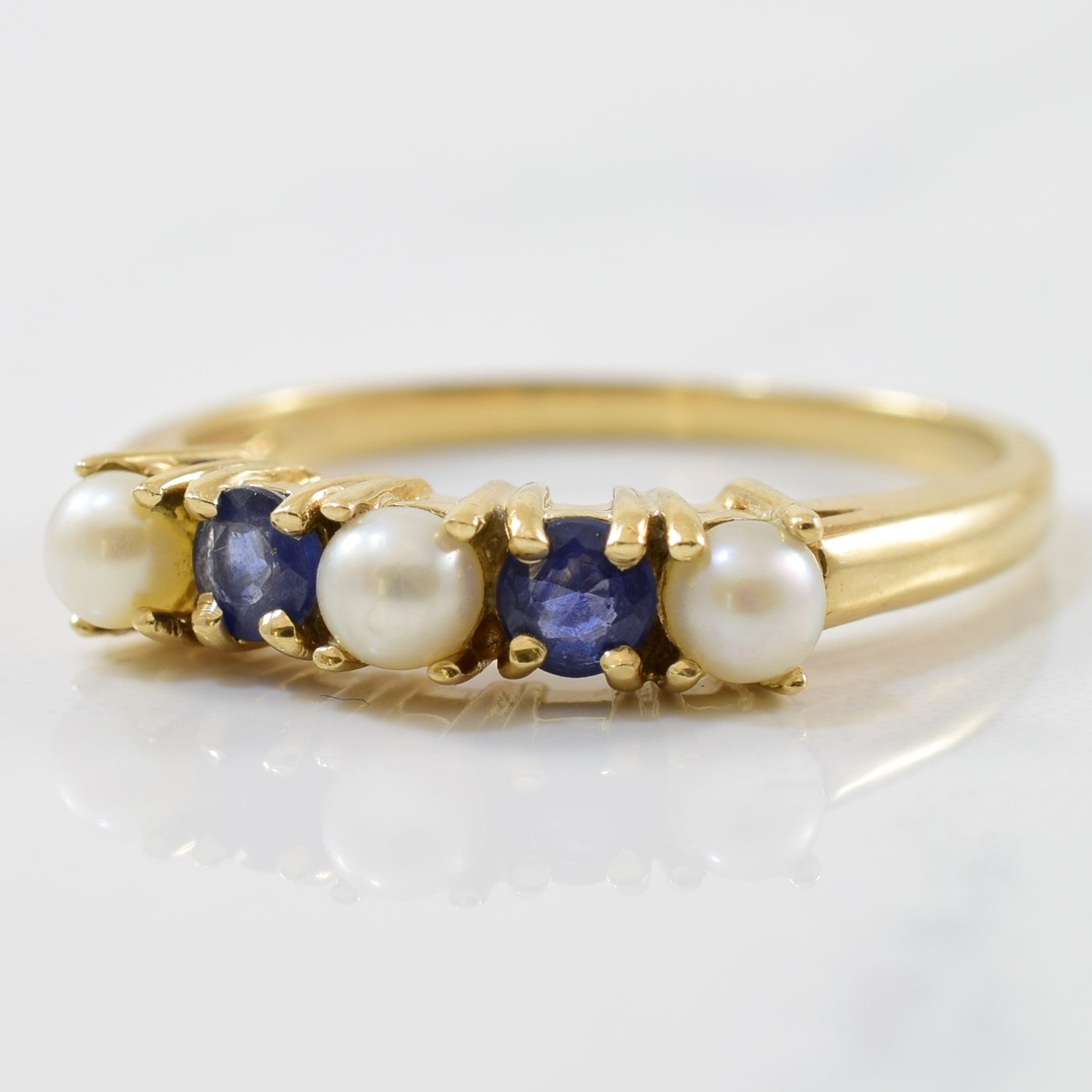 Blue Sapphire & Pearl Ring | 0.28ctw, 0.57ctw | SZ 7 |