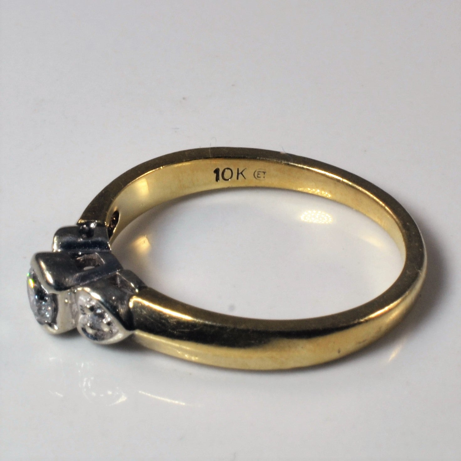 Heart Detailed Three Stone Diamond Ring | 0.17ctw | SZ 6.25 |