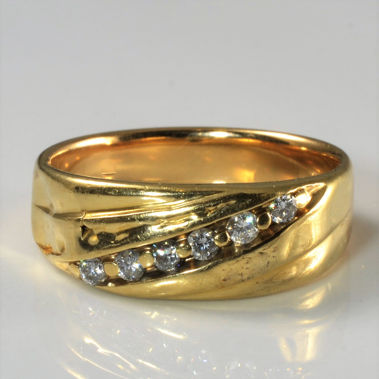 Diagonal Six Stone Diamond Ring | 0.27ctw | SZ 9 |
