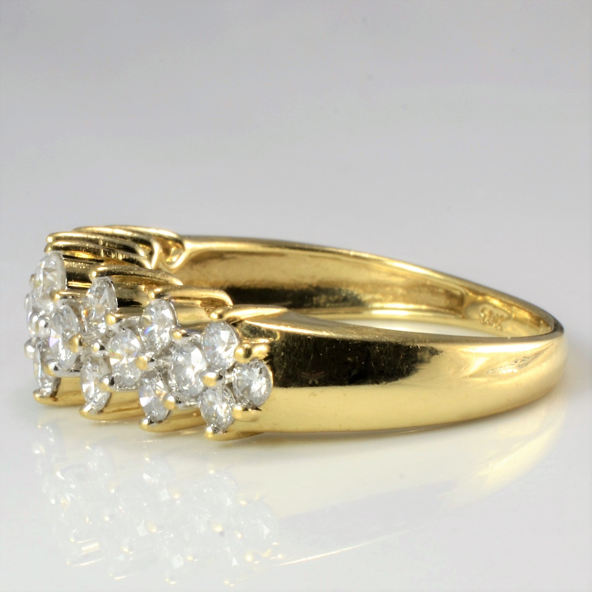 Cluster Diamond Ladies Ring | 0.82 ctw, SZ 7 |