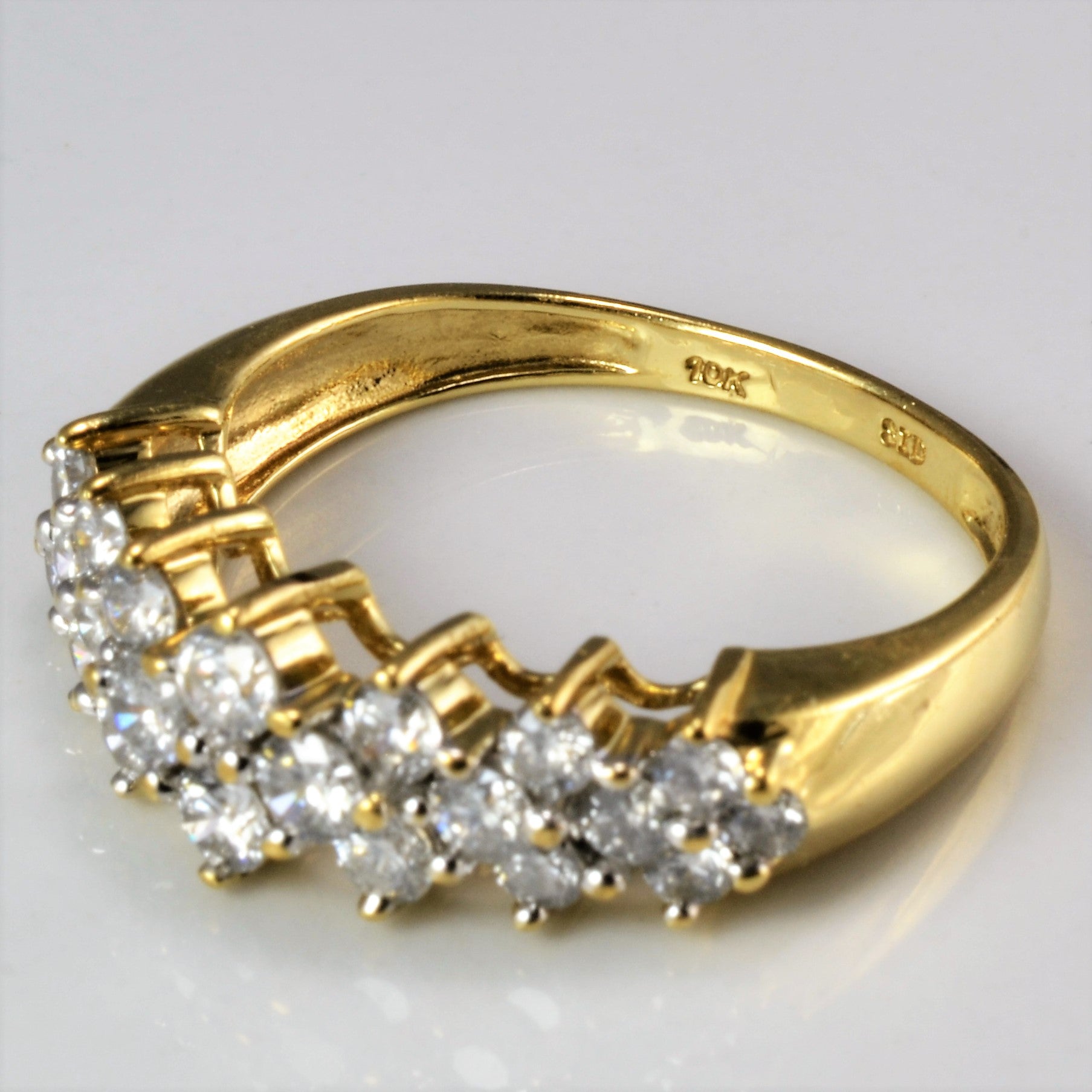 Cluster Diamond Ladies Ring | 0.82 ctw, SZ 7 |