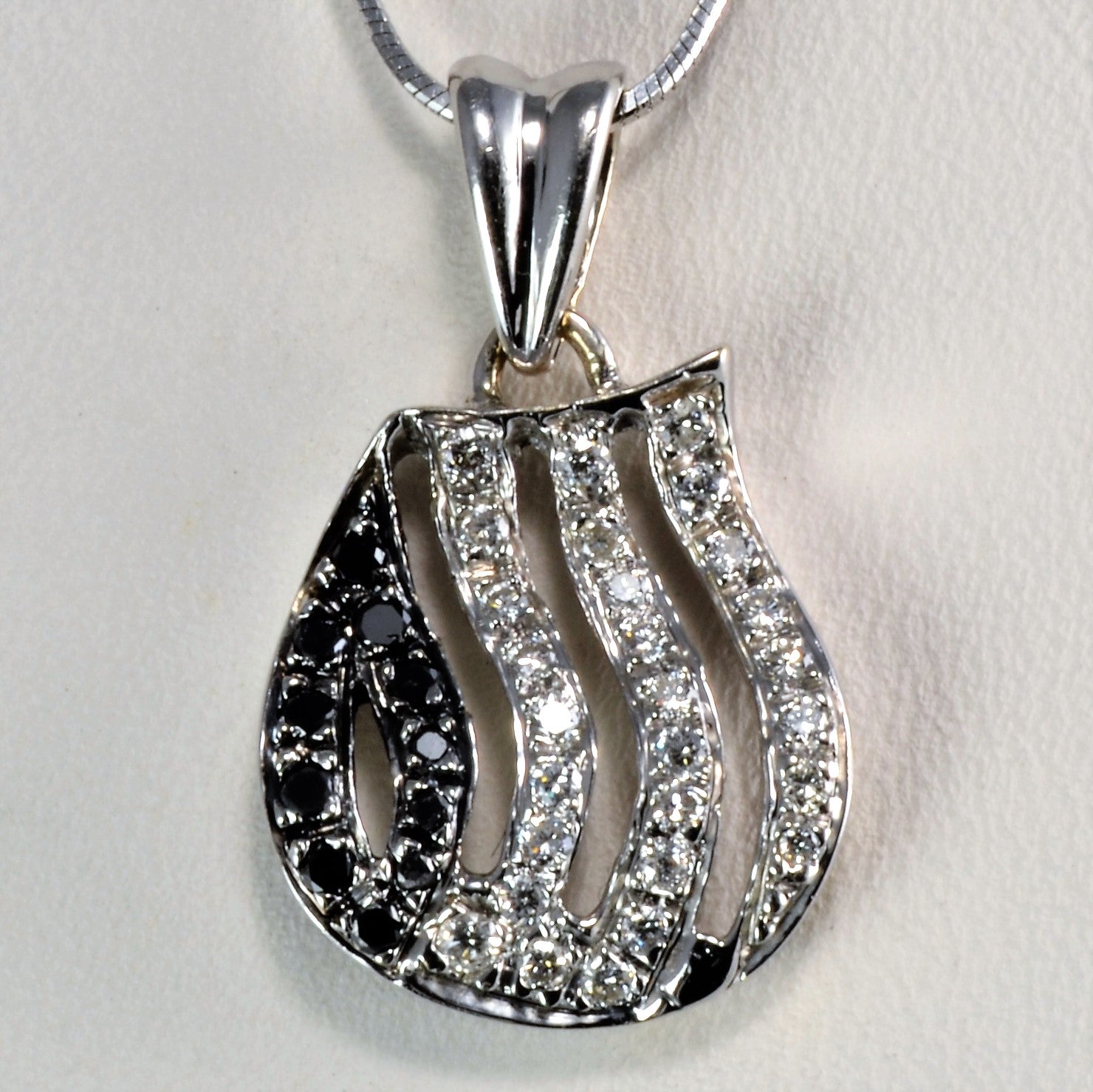 Fancy Black & White Diamond Purse Pendant Necklace | 0.21 ctw, 16''|