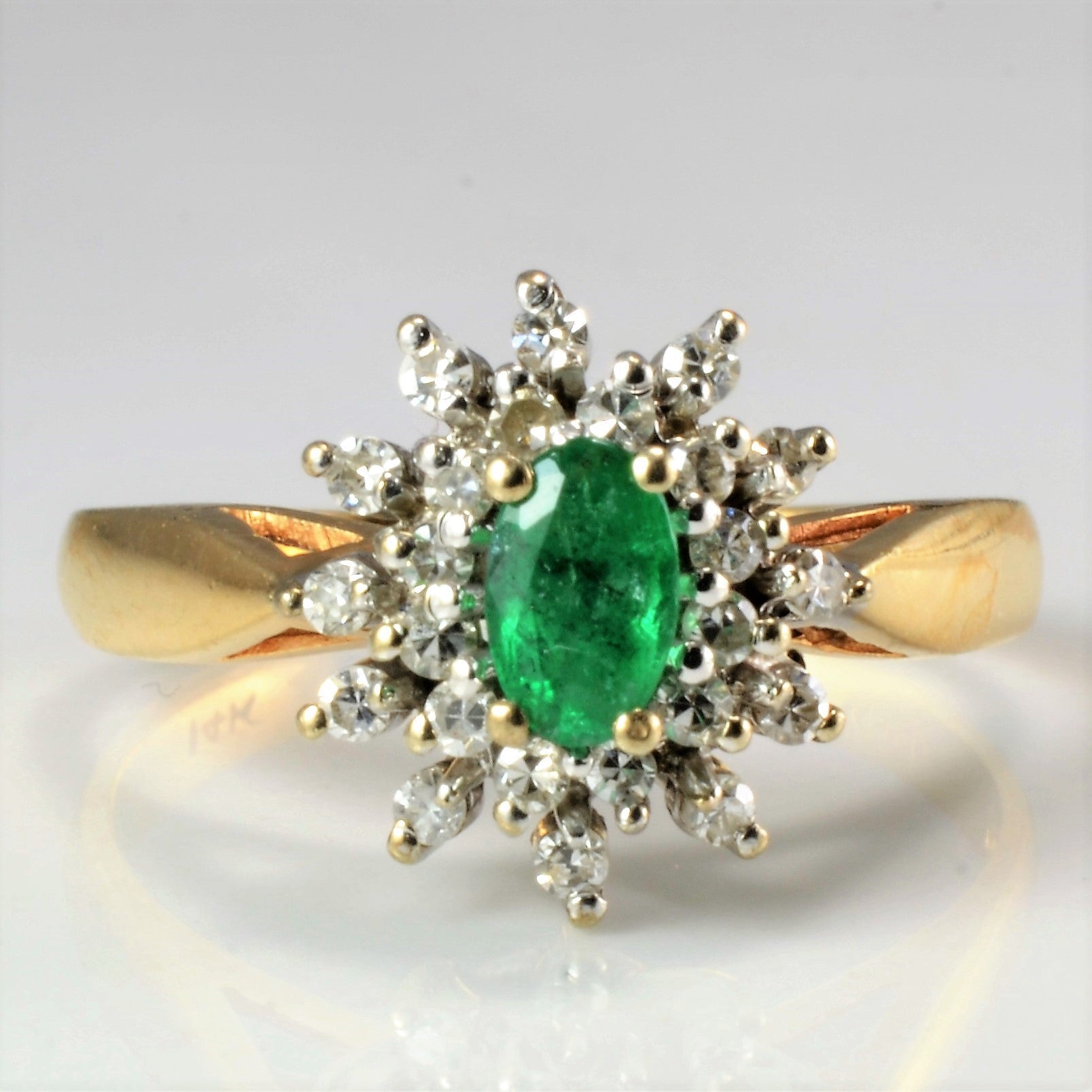 Emerald & Diamond Ladies Cocktail Ring | 0.15 ctw, SZ 8 |