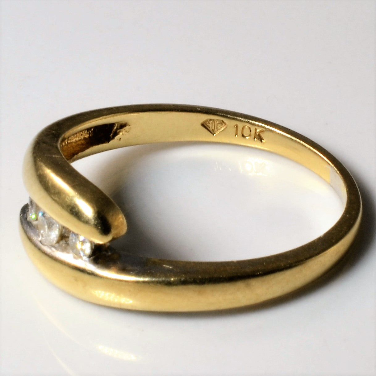 Bypass Three Stone Diamond Ring | 0.085ctw | SZ 6.5 |