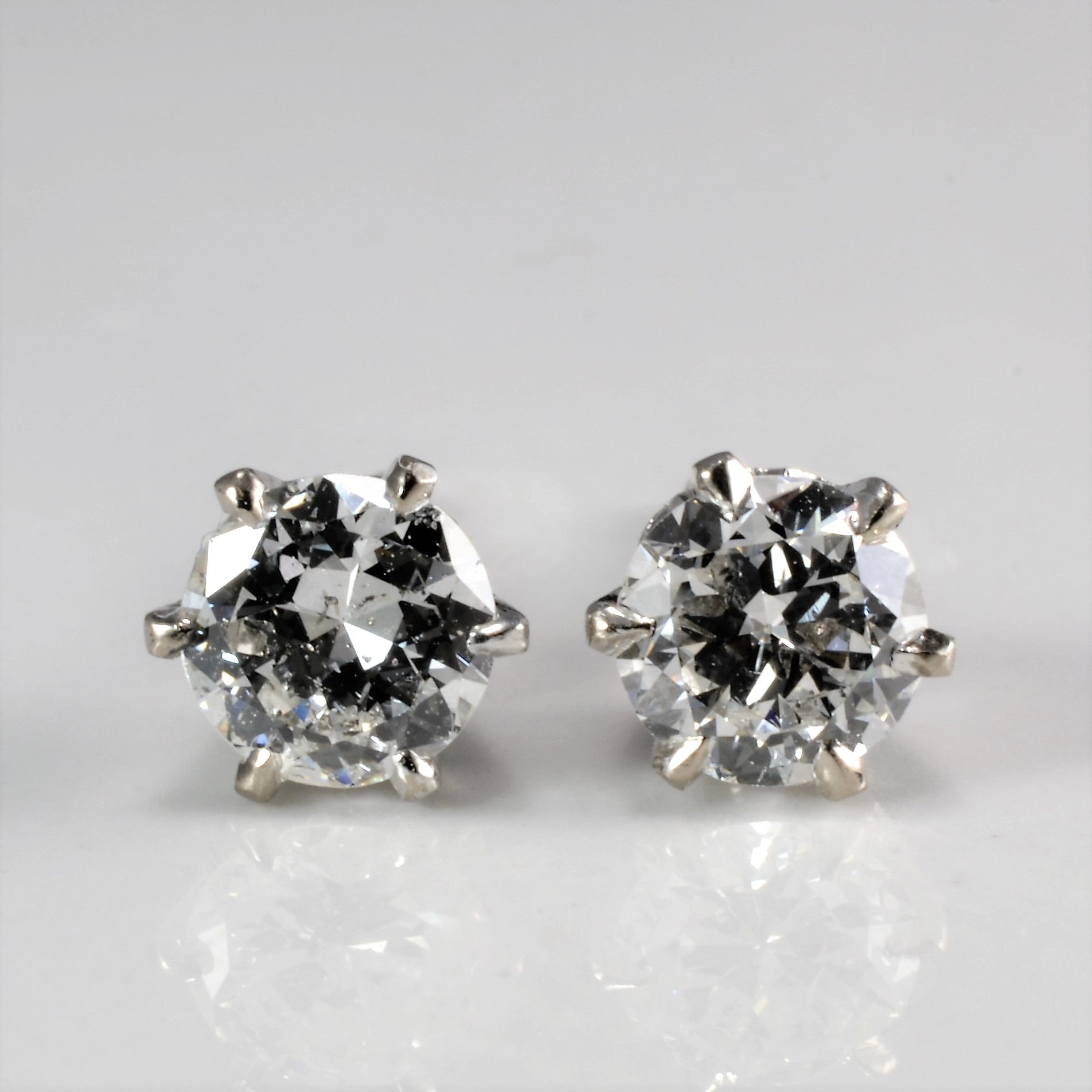 Diamond Stud Earrings | 0.80 ctw |