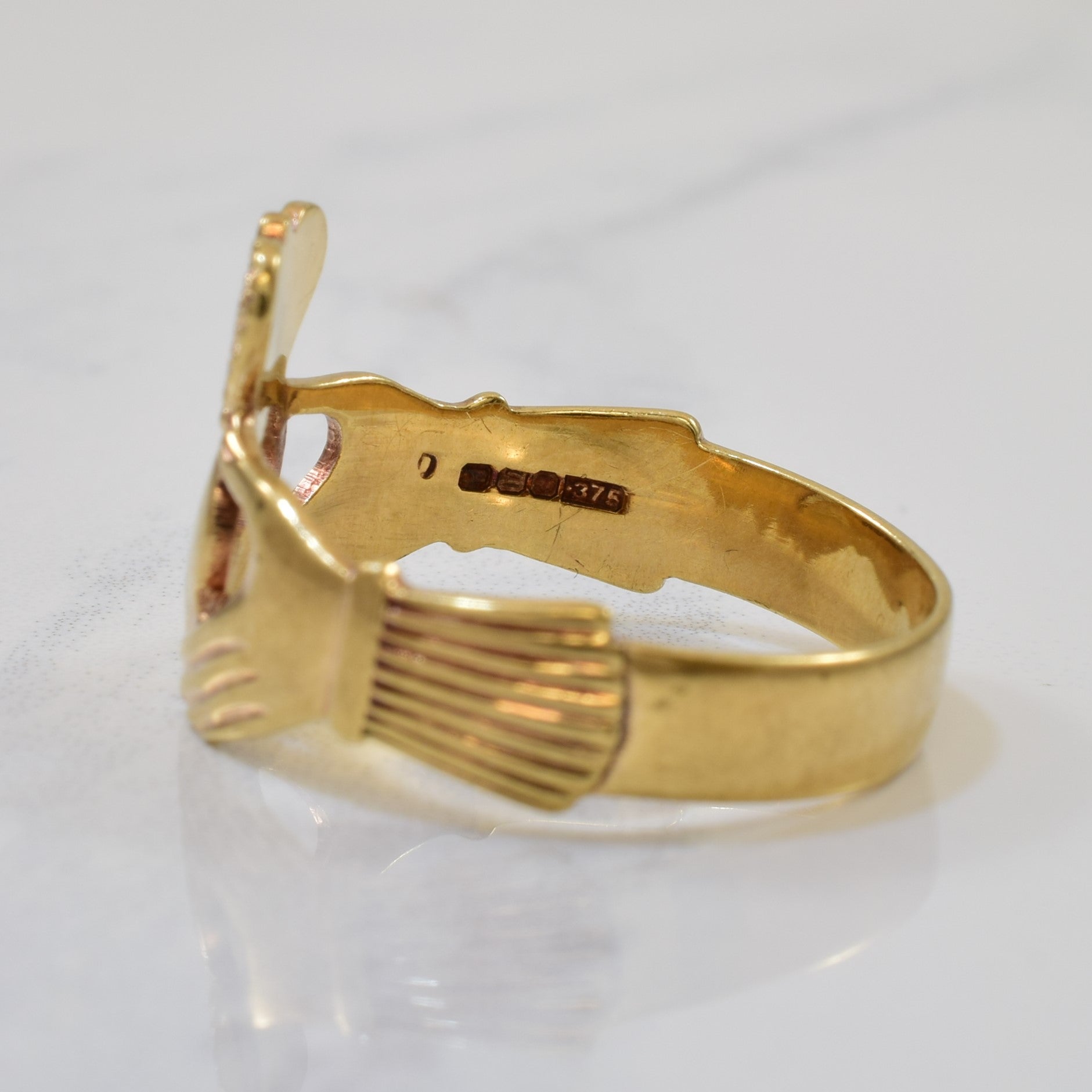 Yellow Gold Claddagh Ring | SZ 10 |
