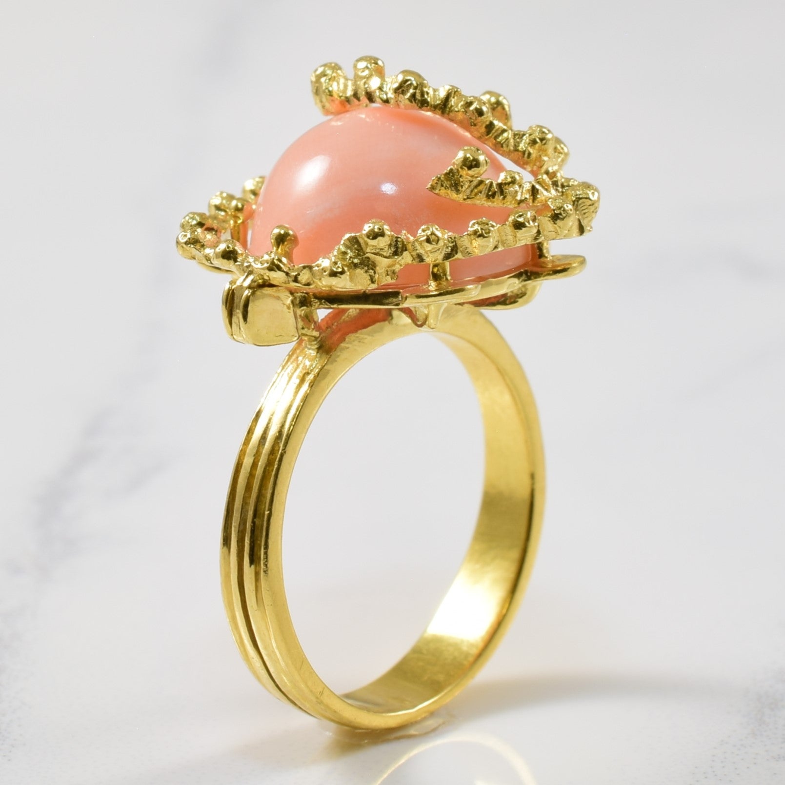 Bague cabochon de corail en cage | 7,25 ct | Taille 5,25 | 