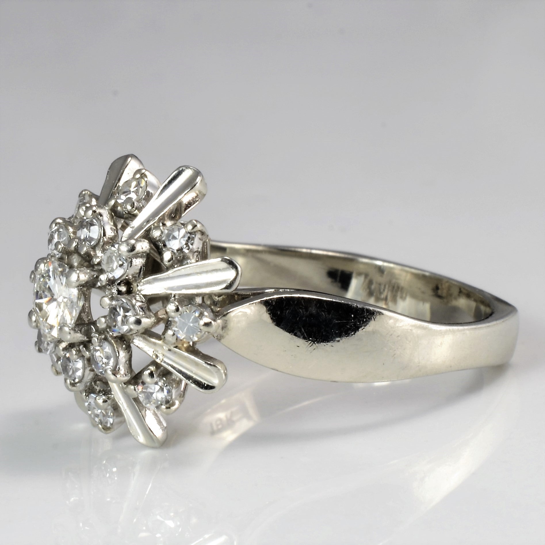 Cluster Starburst Diamond Ring | 0.41 ctw, SZ 6 |