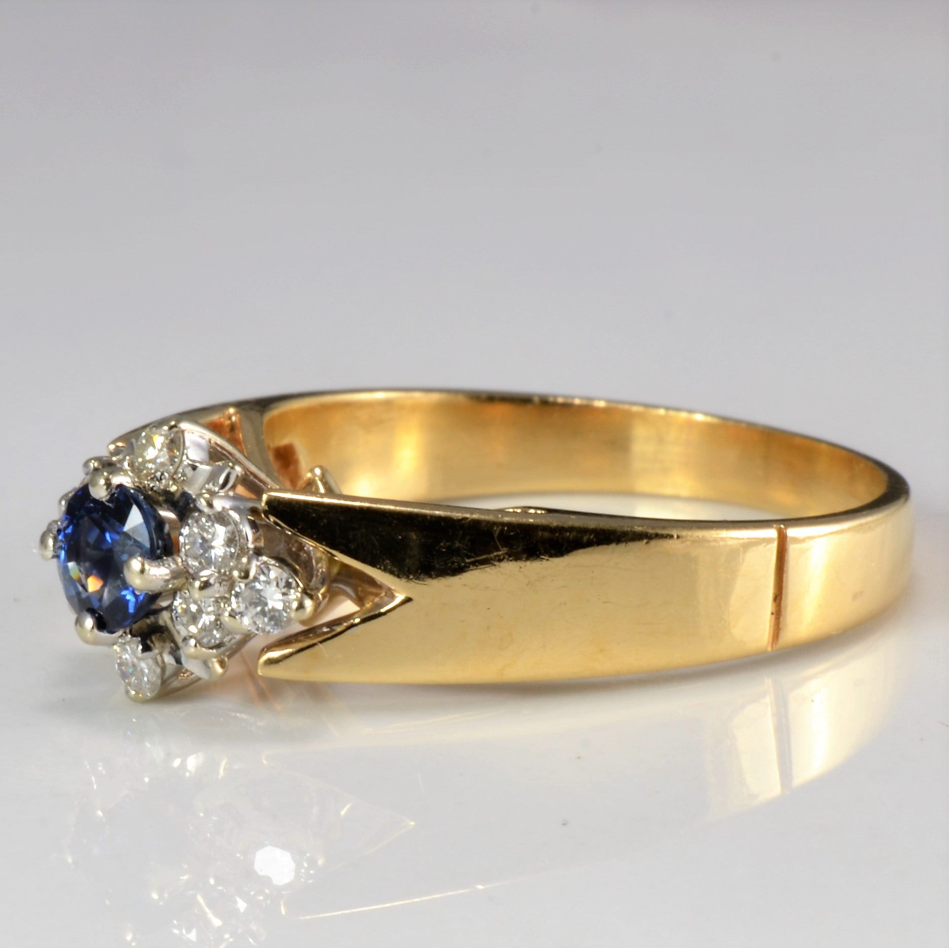 Sapphire & Diamond Ladies Cocktail Ring | 0.16 ctw, SZ 7 |