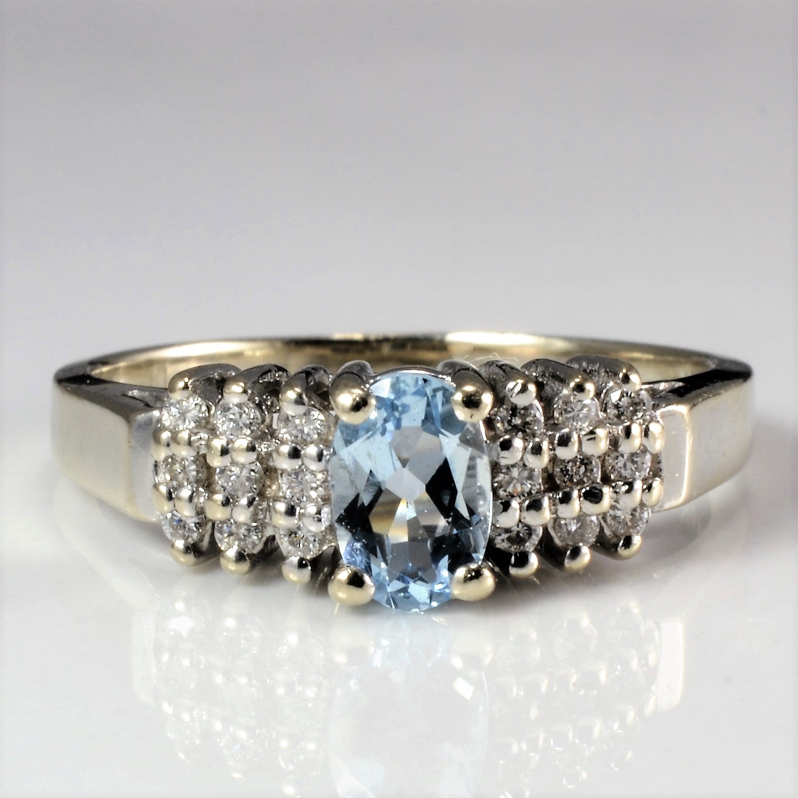 Cluster Diamond & Aquamarine Ring | 0.09 ctw, SZ 6.5 |