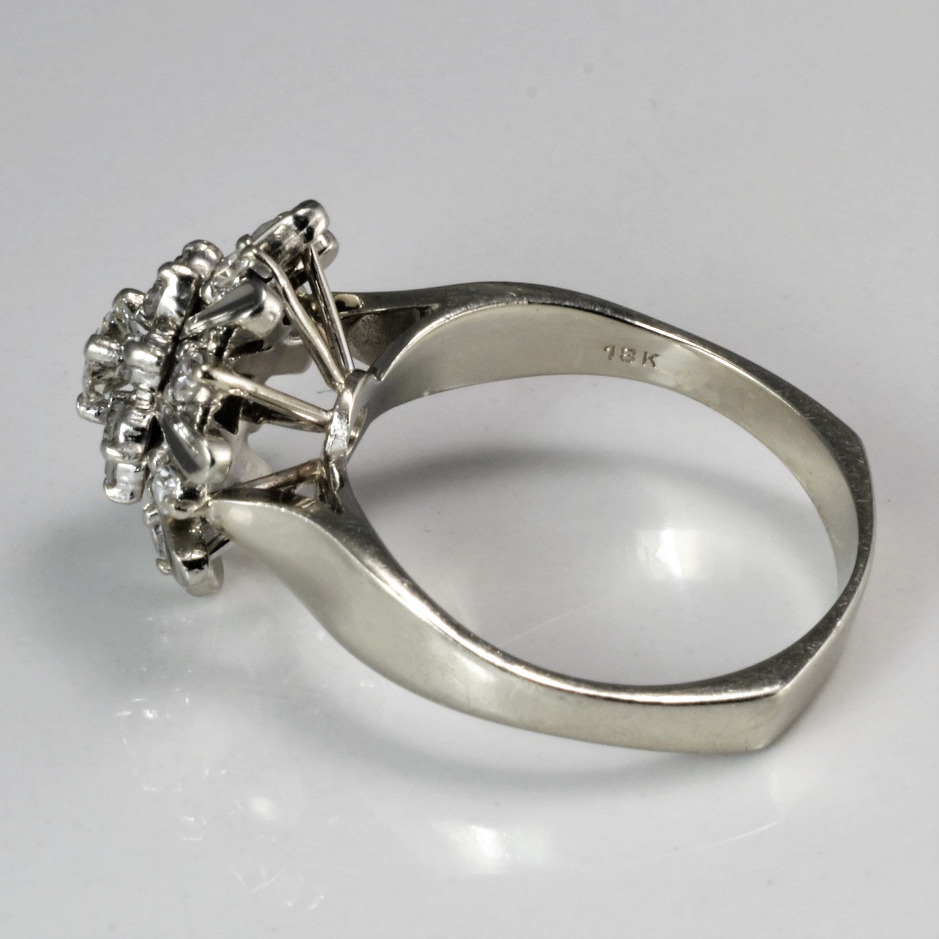 Cluster Starburst Diamond Ring | 0.41 ctw, SZ 6 |