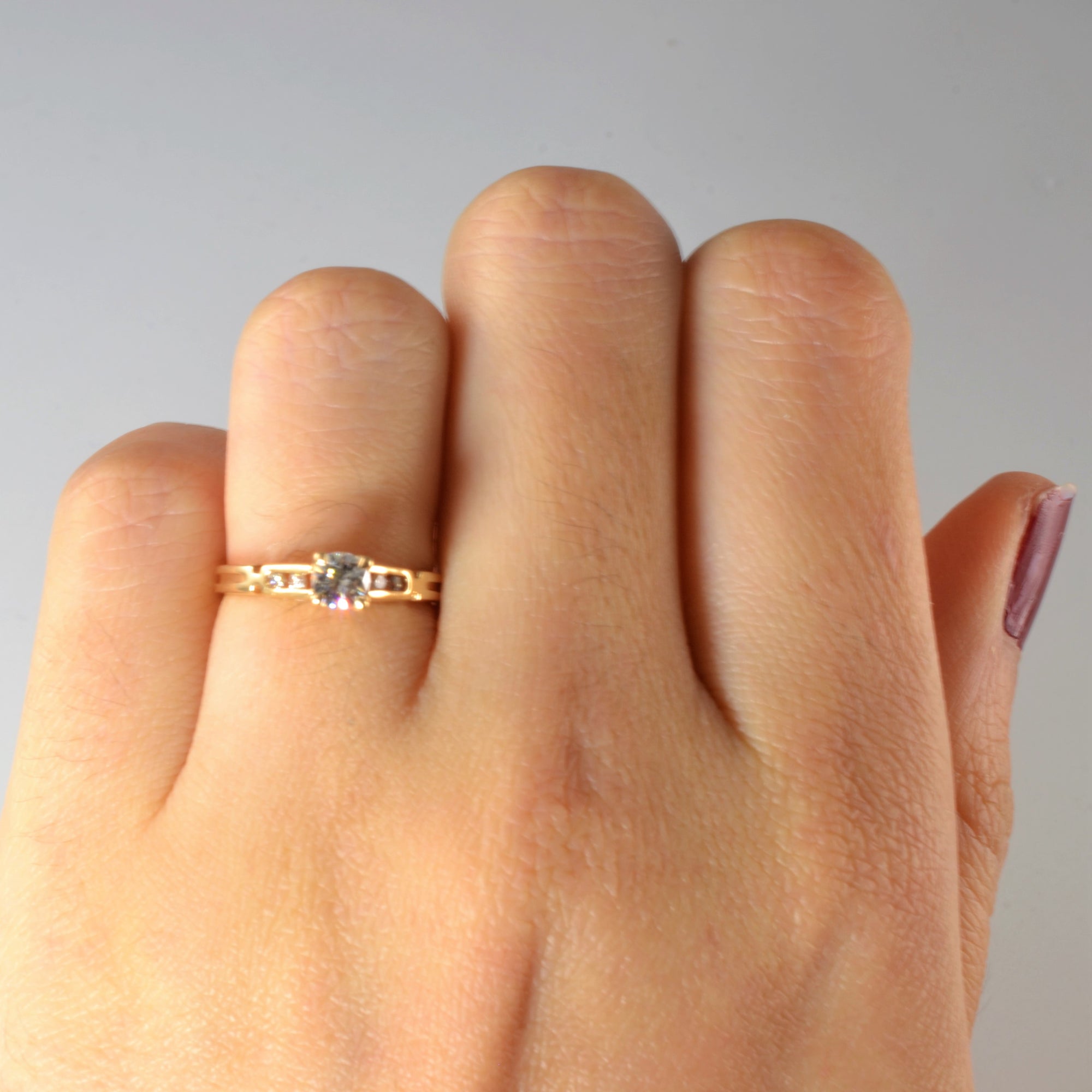 Round Brilliant Engagement Ring | 0.26ctw | SZ 3.75 |