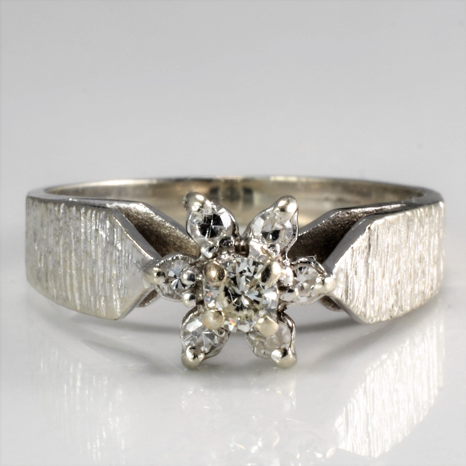 Topaz & Diamond Floral Ring | 0.08ct, 0.06ctw | SZ 5.5 |