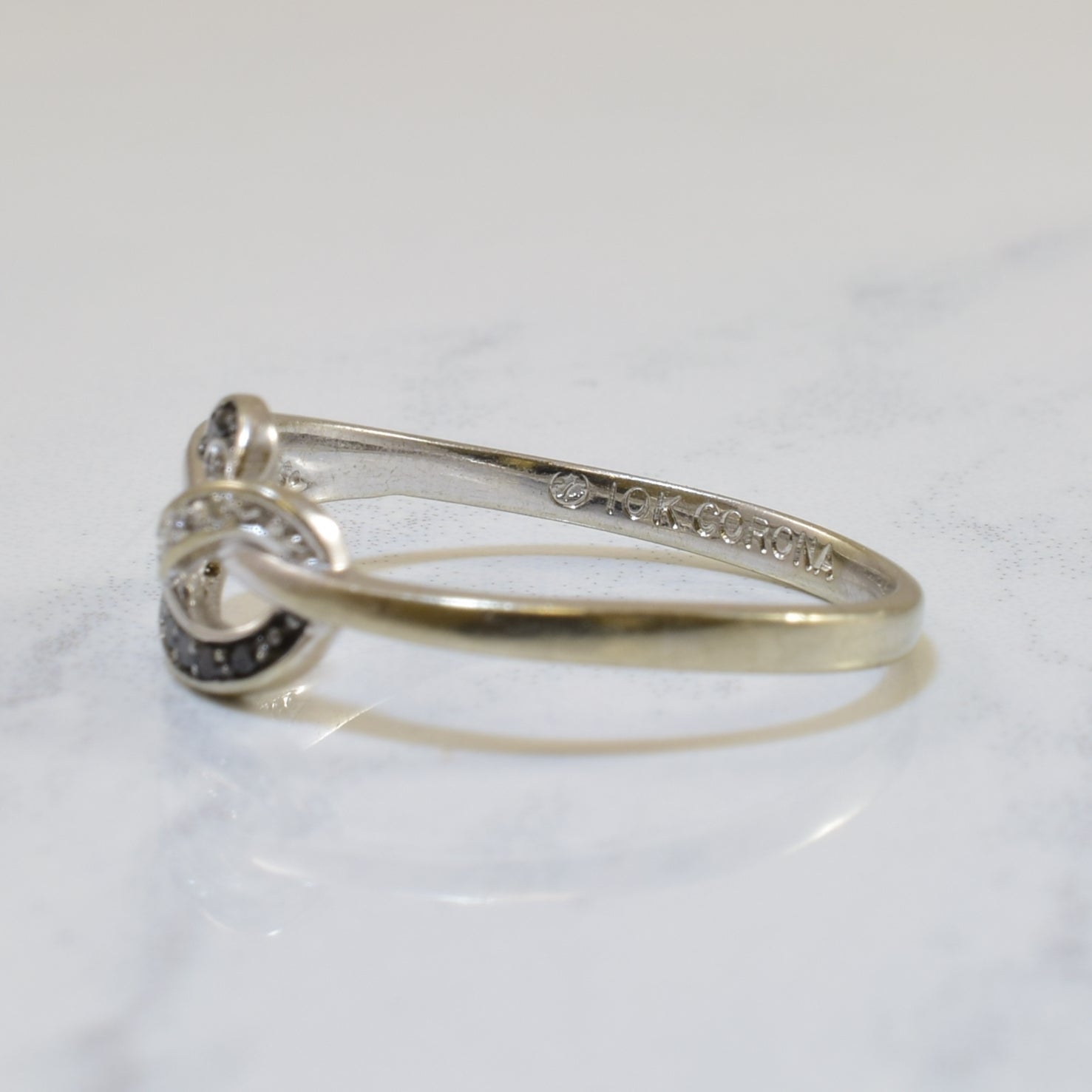 Twisted Black & White Diamond Infinity Ring | 0.07ctw | SZ 6.75 |