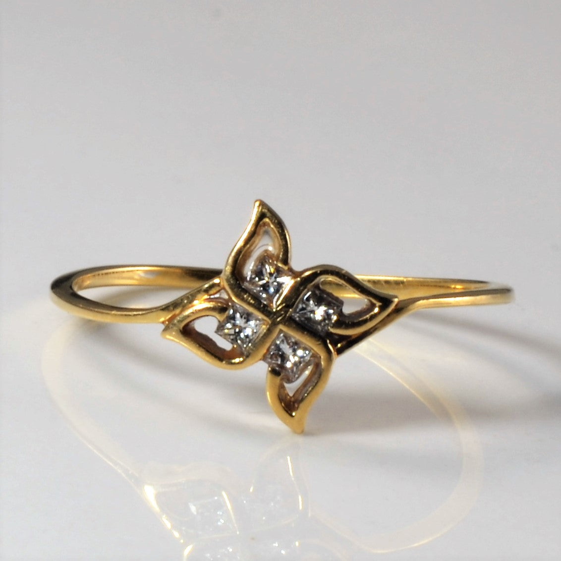 Floral Diamond Bypass Ring | 0.08ctw | SZ 6.25 |