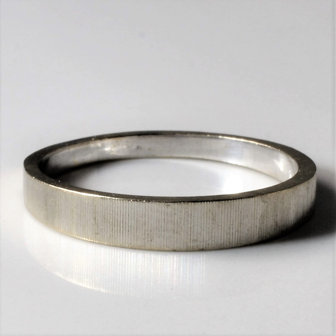 Bague en or blanc 14 carats brossé | Taille 6,5 | 