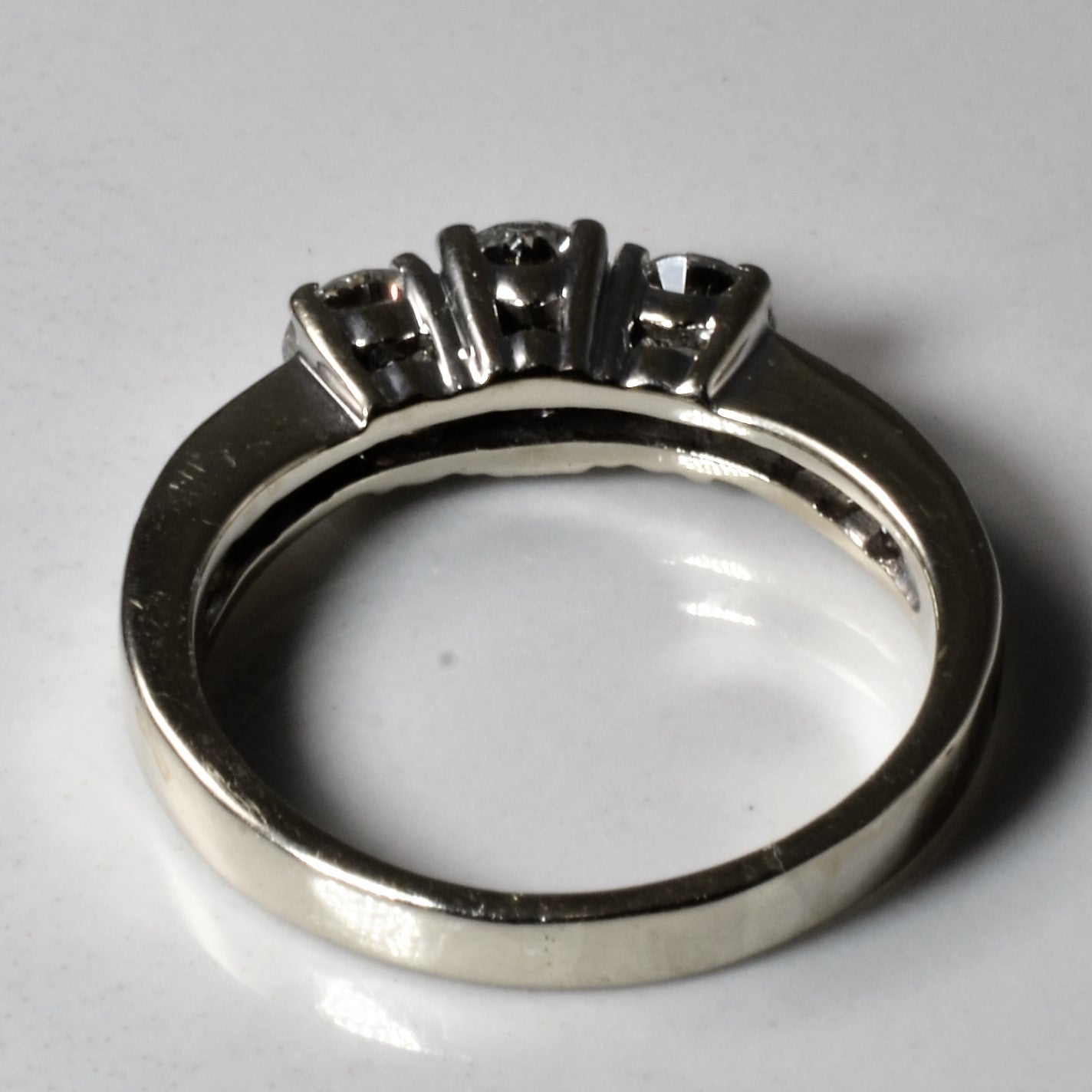 Three Stone Diamond Engagement Ring | 0.96ctw | SZ 5.75 |